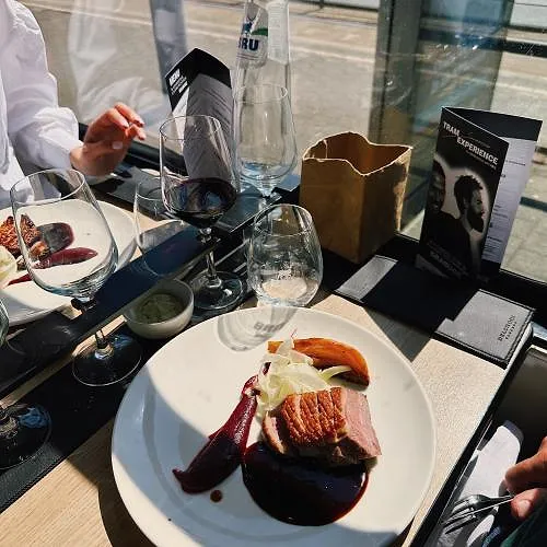 Le Tram Experience mettra à l’honneur la cuisine de grands chefs belges durant plusieurs mois.