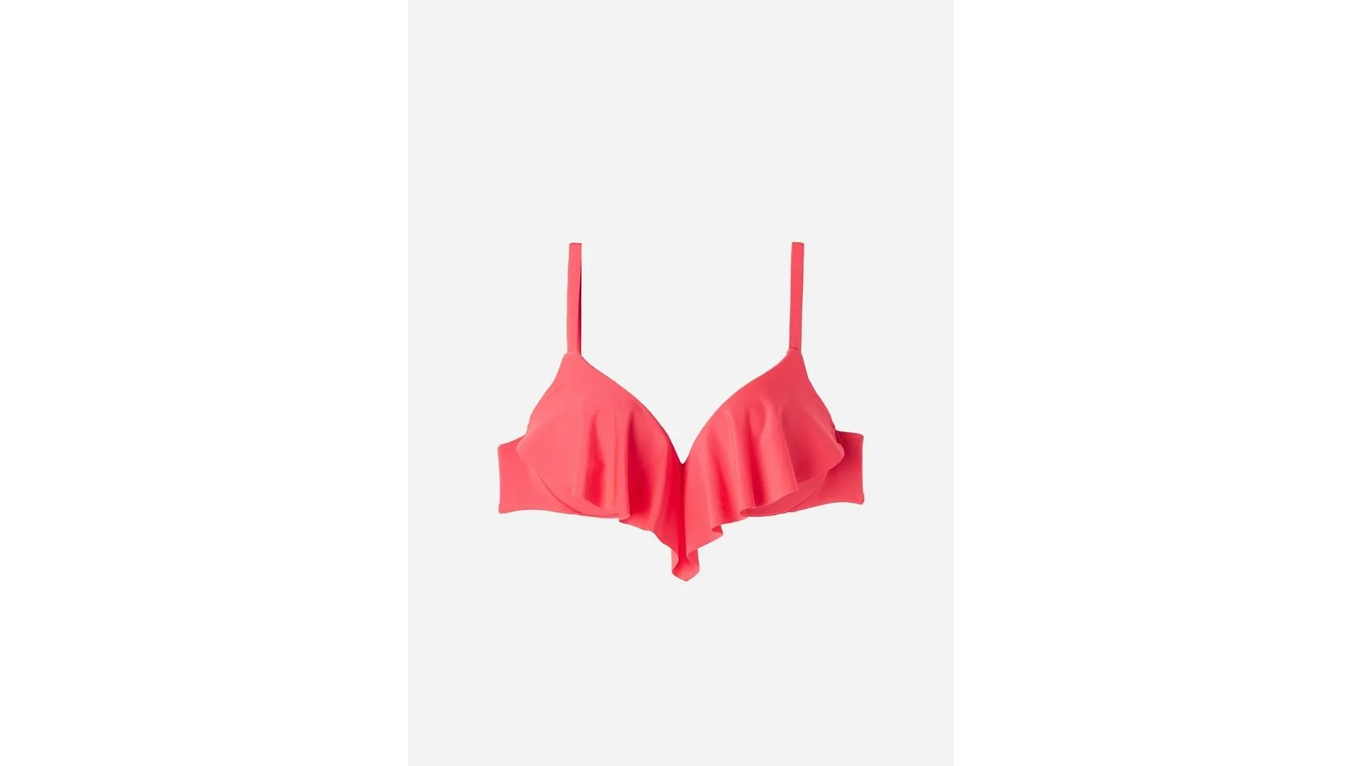 20 modèles de maillot de bain pour les petites poitrines - Par Anissa Hezzaz. Photos : D.r.