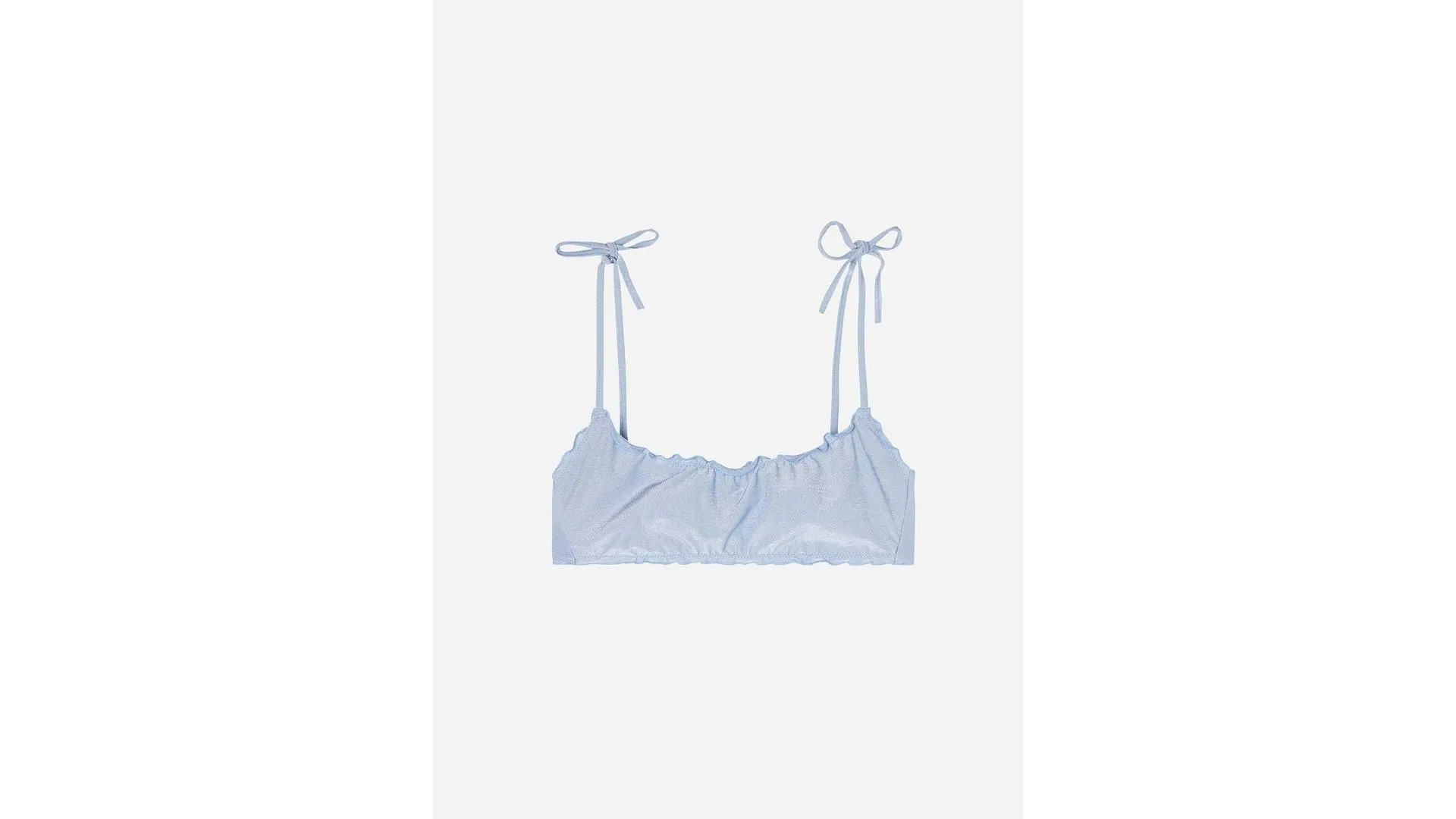 20 modèles de maillot de bain pour les petites poitrines - Par Anissa Hezzaz. Photos : D.r.