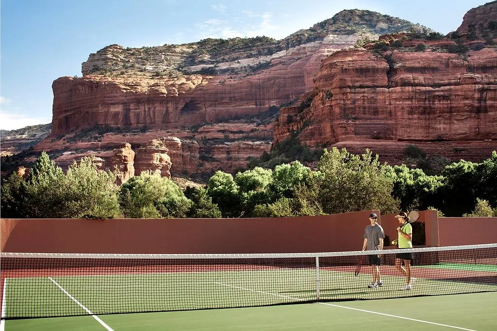 Les plus beaux terrains de tennis à travers le monde - Par Eugenie Marichal. Credit Photo : Canva