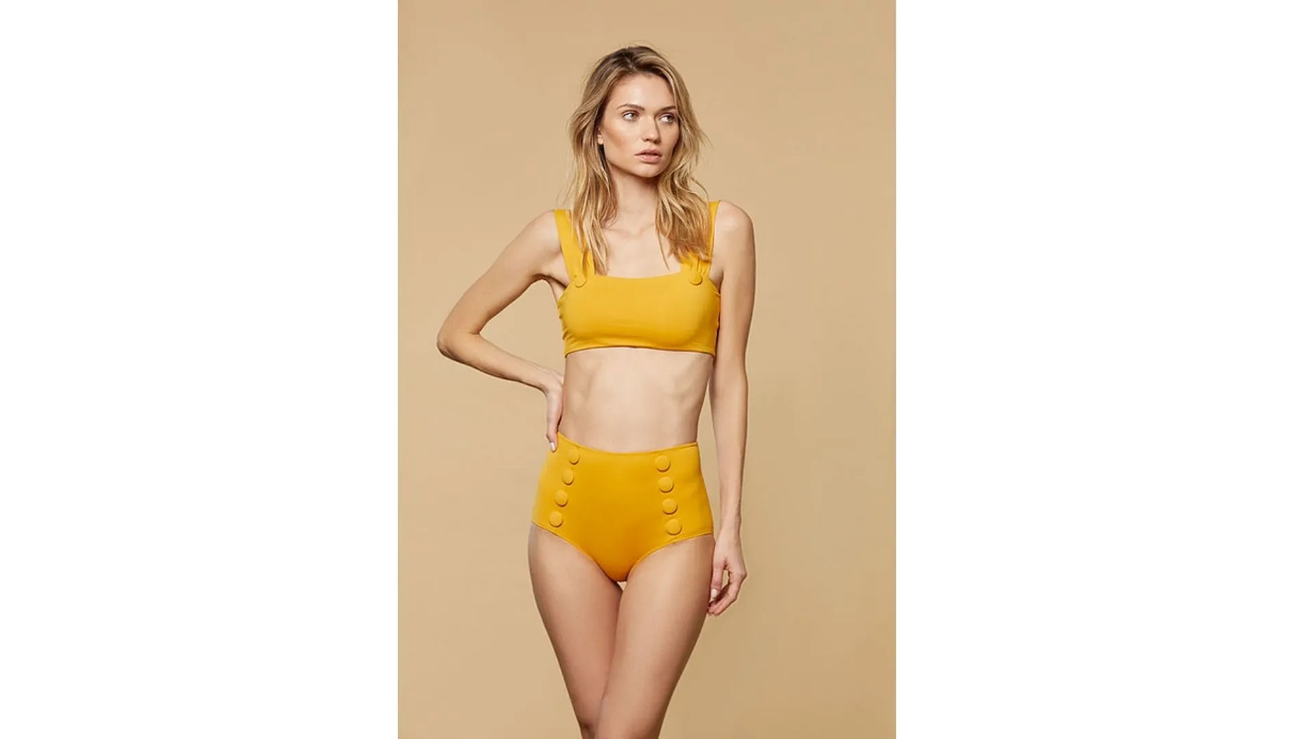 20 modèles de maillot de bain pour les petites poitrines - Par Anissa Hezzaz. Photos : D.r.