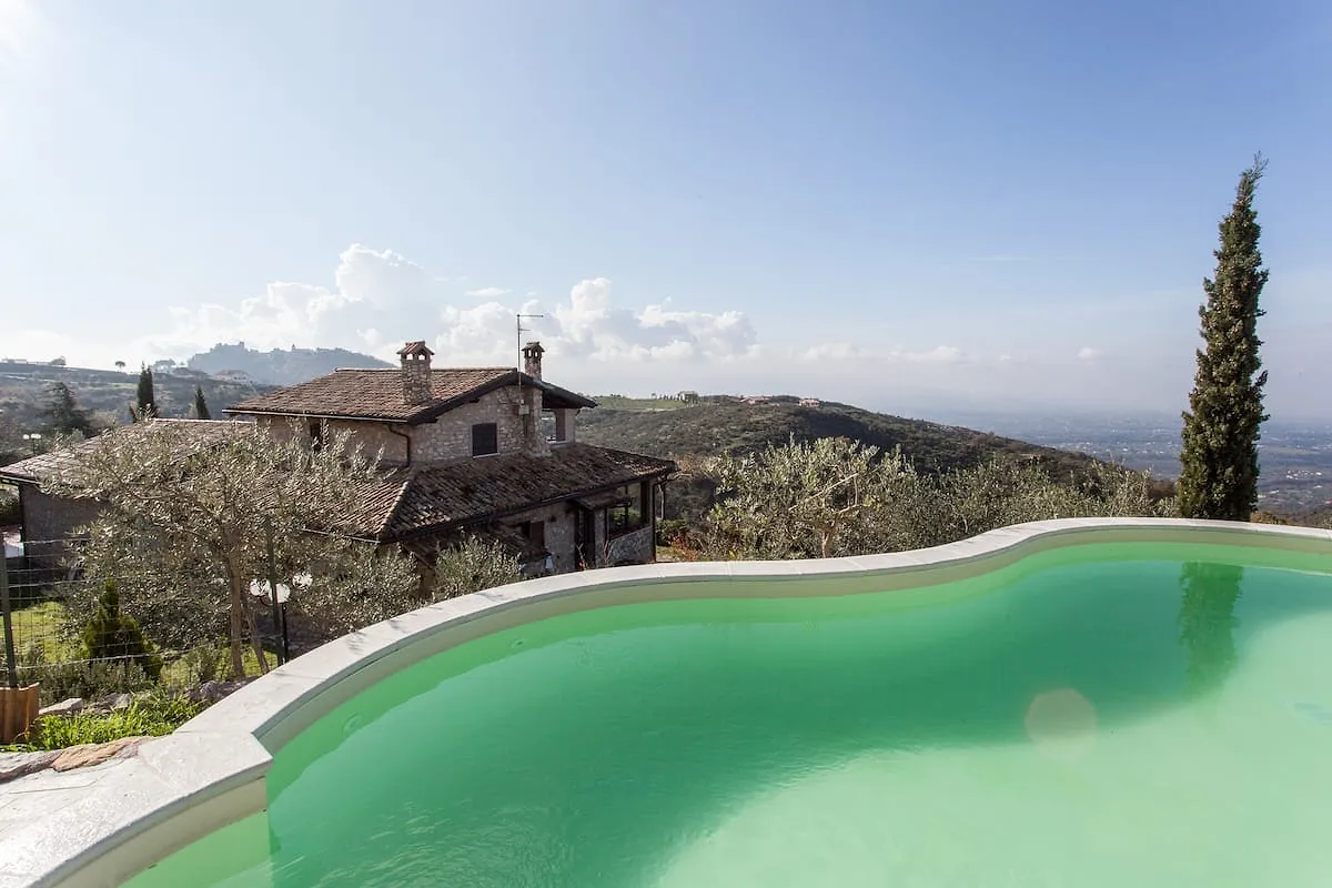 Cinq logements italiens avec piscine pour vivre la dolce vita - Par Margau Gonzalez. CrÉDit Photo : D.r.