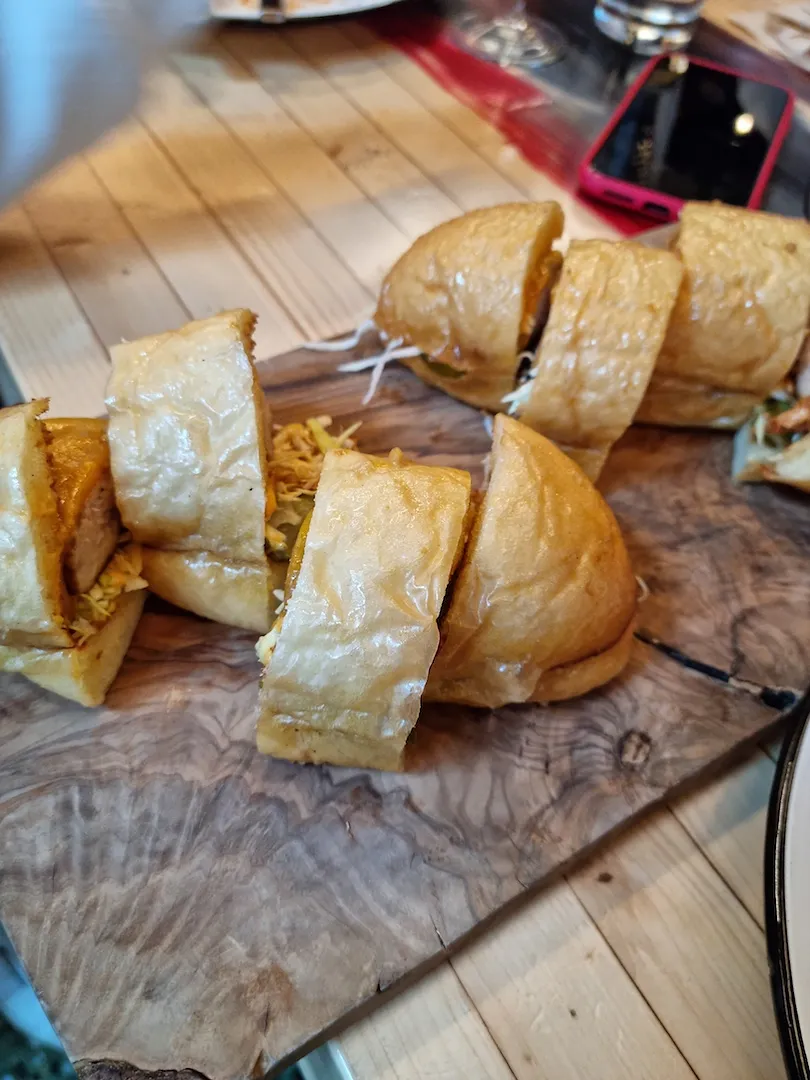 On a testé : le nouveau concept de street food de Mallory Gabsi et d’Adrien Cachot - Texte Et Photos Par Anissa Hezzaz.
