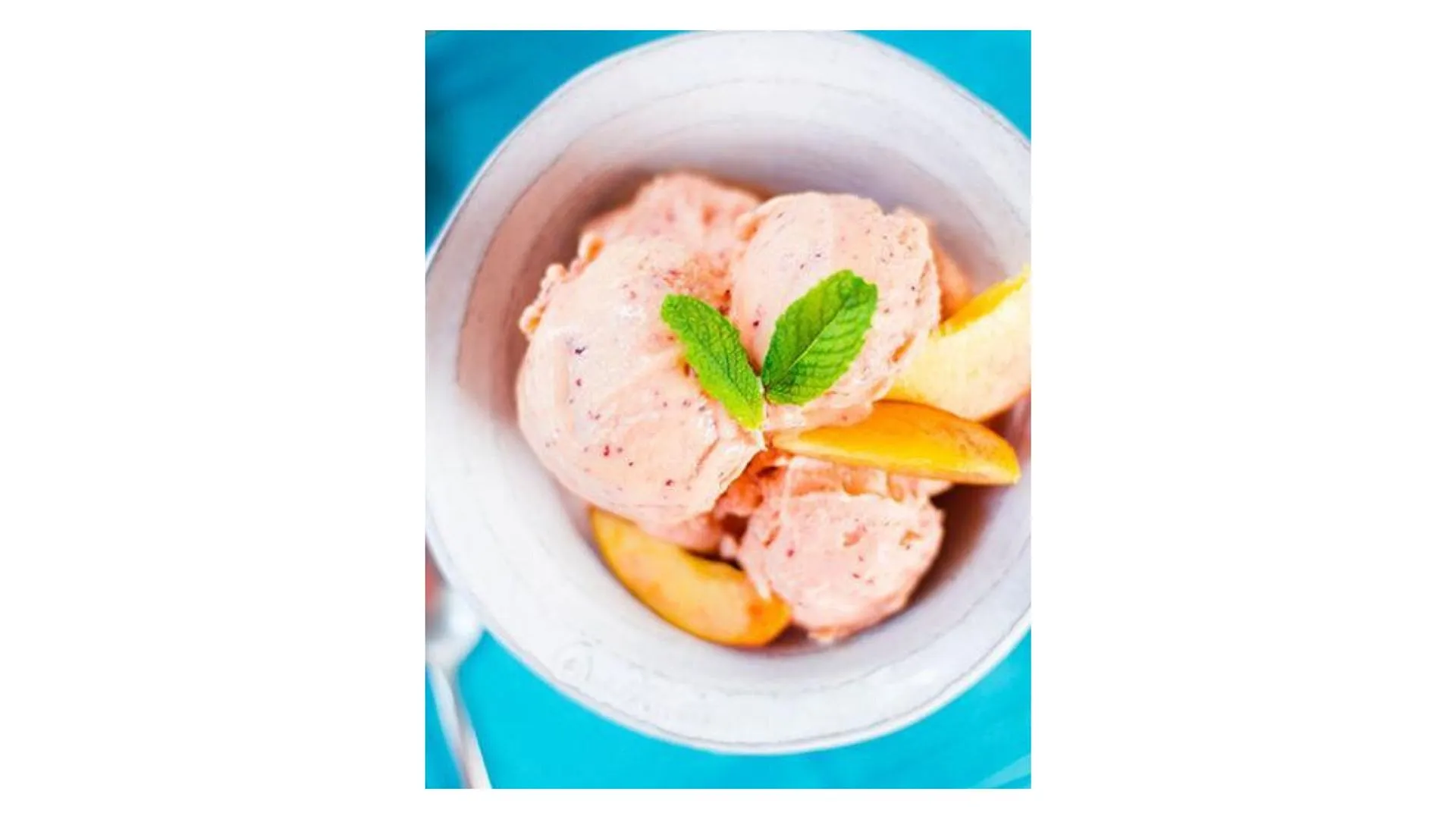 Trois méthodes de glaces maison faciles à réaliser sans sorbetière - Par Anissa Hezzaz. Photo By Lindsay Moe On Unsplash