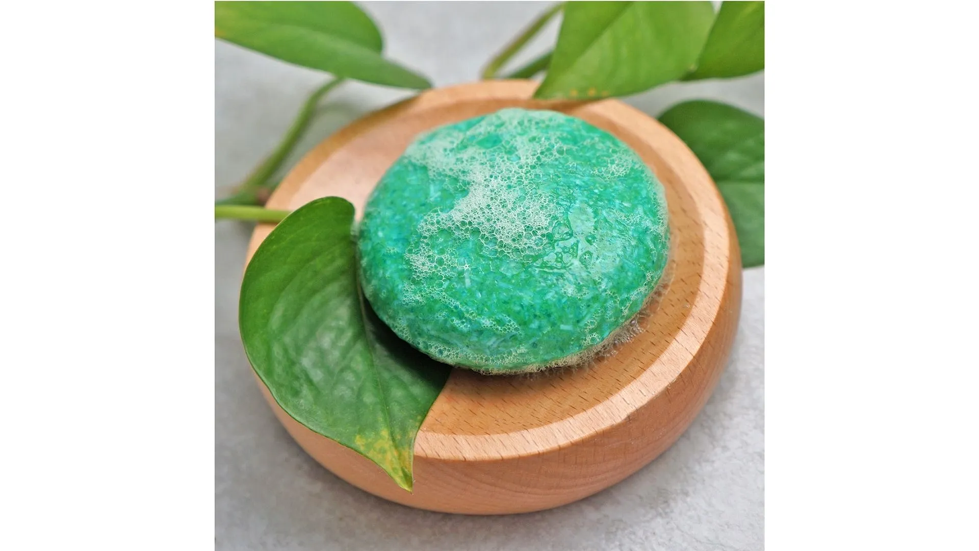 Pourquoi passer aux shampooings solides ? - Par Magali Eylenbosch
