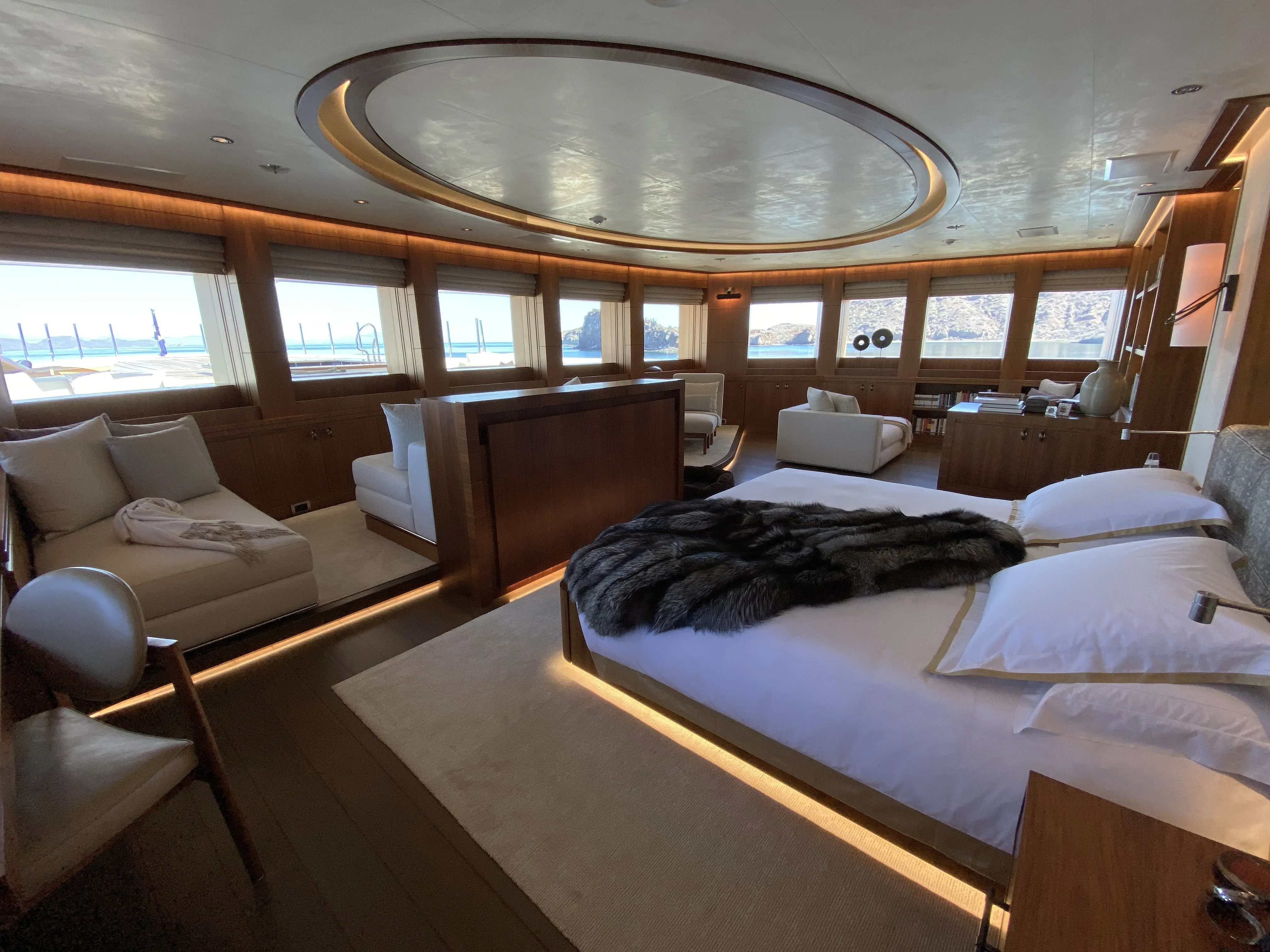 Steven Spielberg met en vente son yacht pour 131 millions d’euros - Par Margau Gonzalez. CrÉDit Photo : Chamberlain Yachts