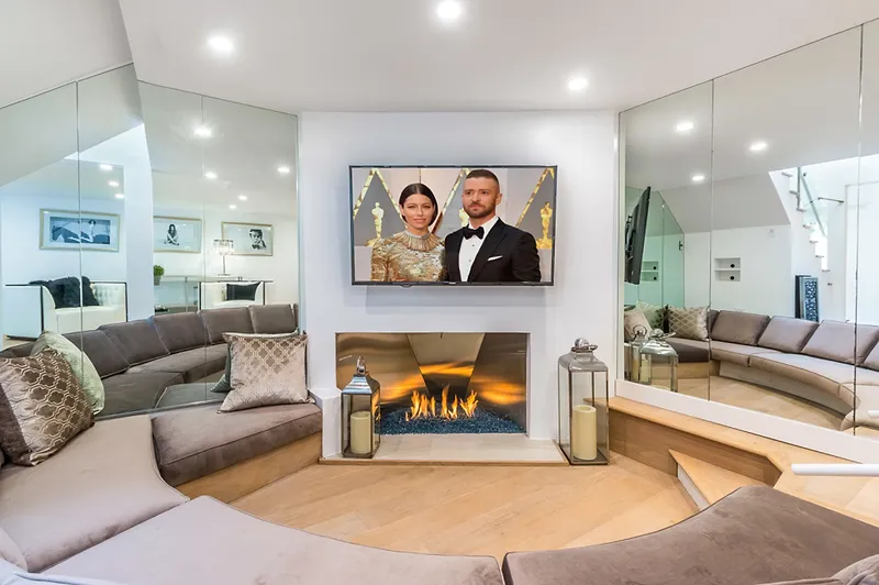 Les plus belles villas de stars à louer : de quoi vous faire rêver ! - By LéA Thiry Faulkner. Photo By Pixasquare On Unsplash