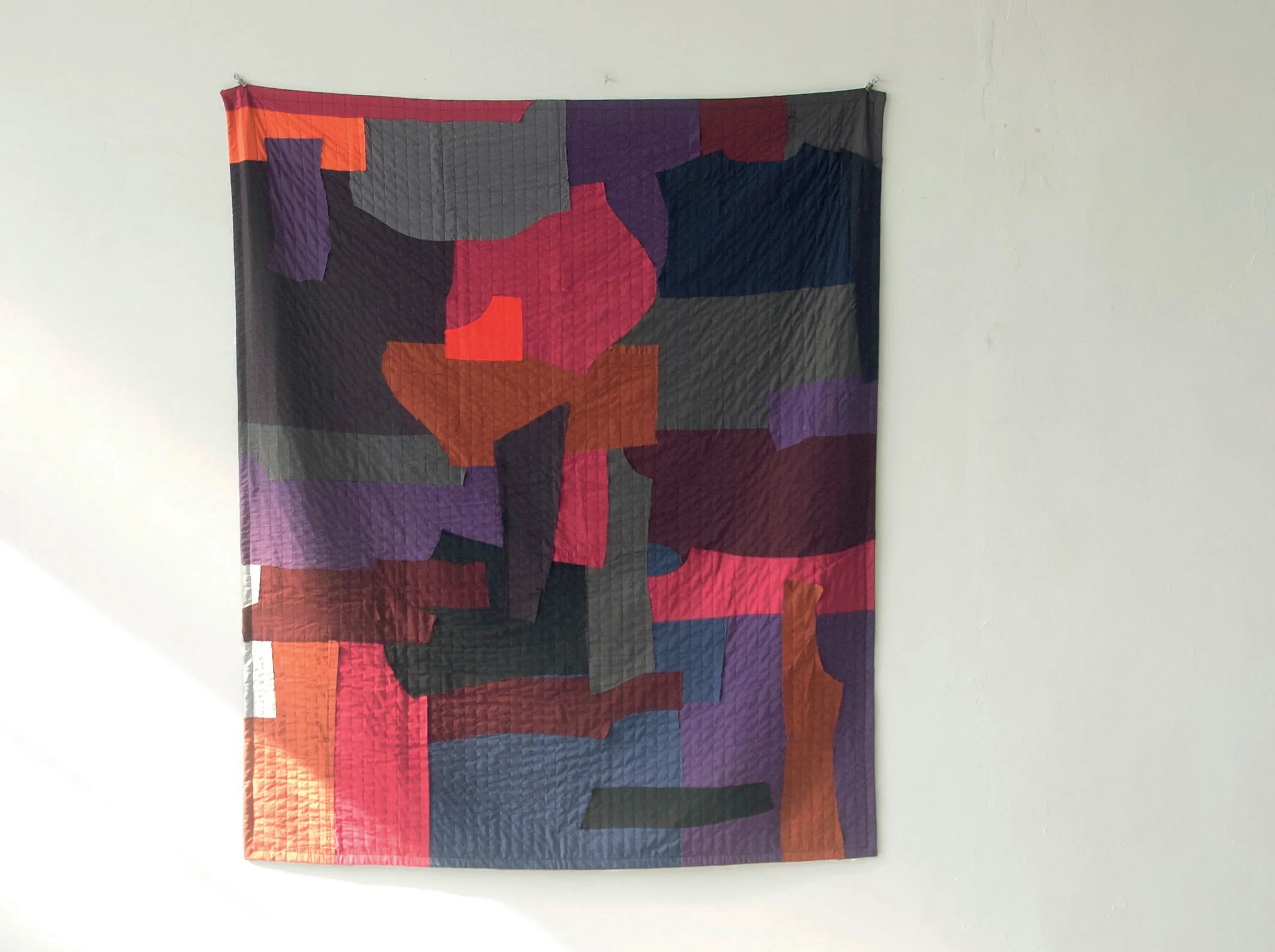 Upcycling : des chemises transformées en éléments de déco - Par AgnèS Zamboni. Photos La Gadoue Atelier.