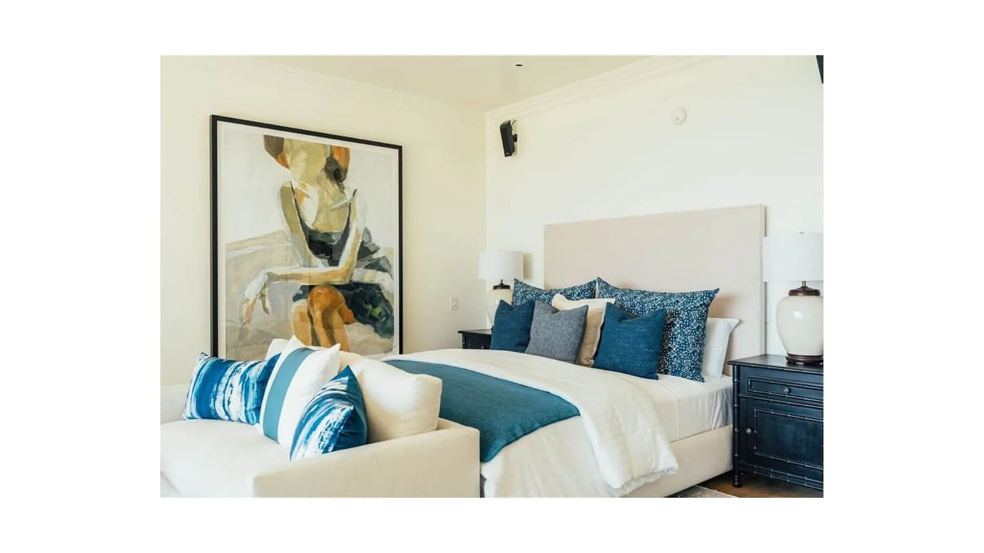 Le prince Harry et Meghan Markle, les nouveaux voisins de Tom Hanks et Ben Affleck ? - Mathilde Trocellier. Photos : Top Ten Real Estate Deals / Shadow Mountain Estate