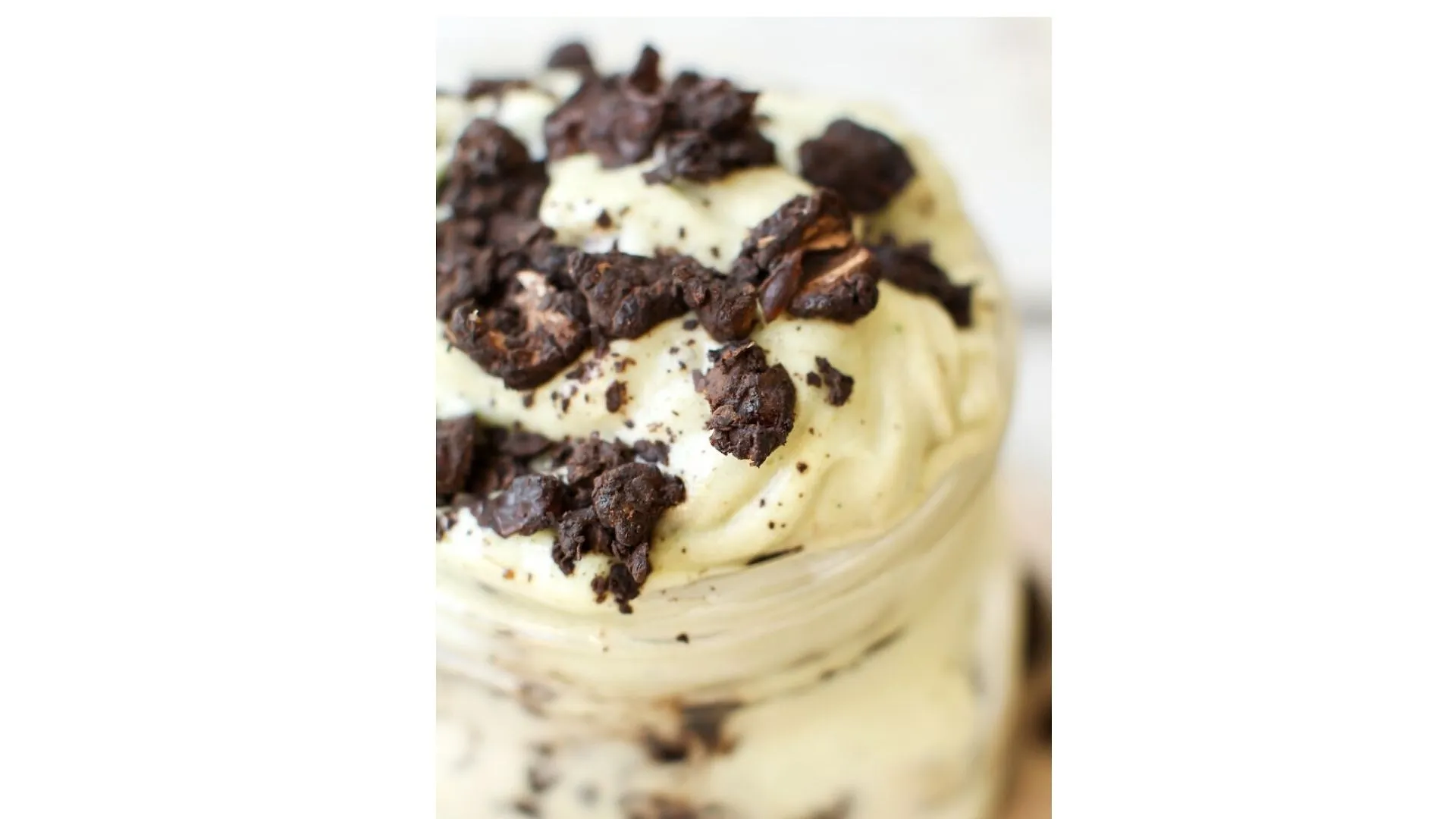Trois méthodes de glaces maison faciles à réaliser sans sorbetière - Par Anissa Hezzaz. Photo By Lindsay Moe On Unsplash