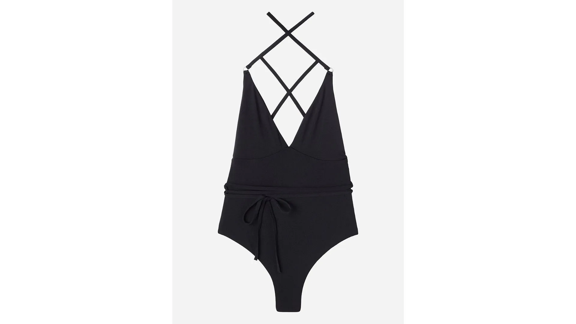 20 modèles de maillot de bain pour les petites poitrines - Par Anissa Hezzaz. Photos : D.r.