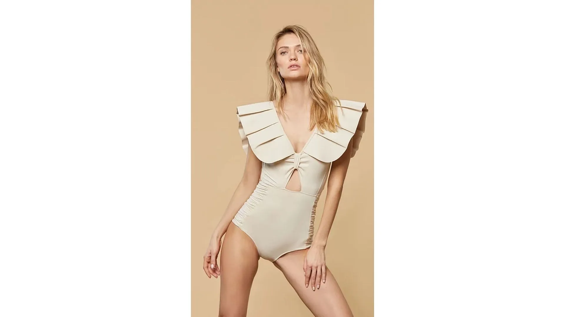 20 modèles de maillot de bain pour les petites poitrines - Par Anissa Hezzaz. Photos : D.r.