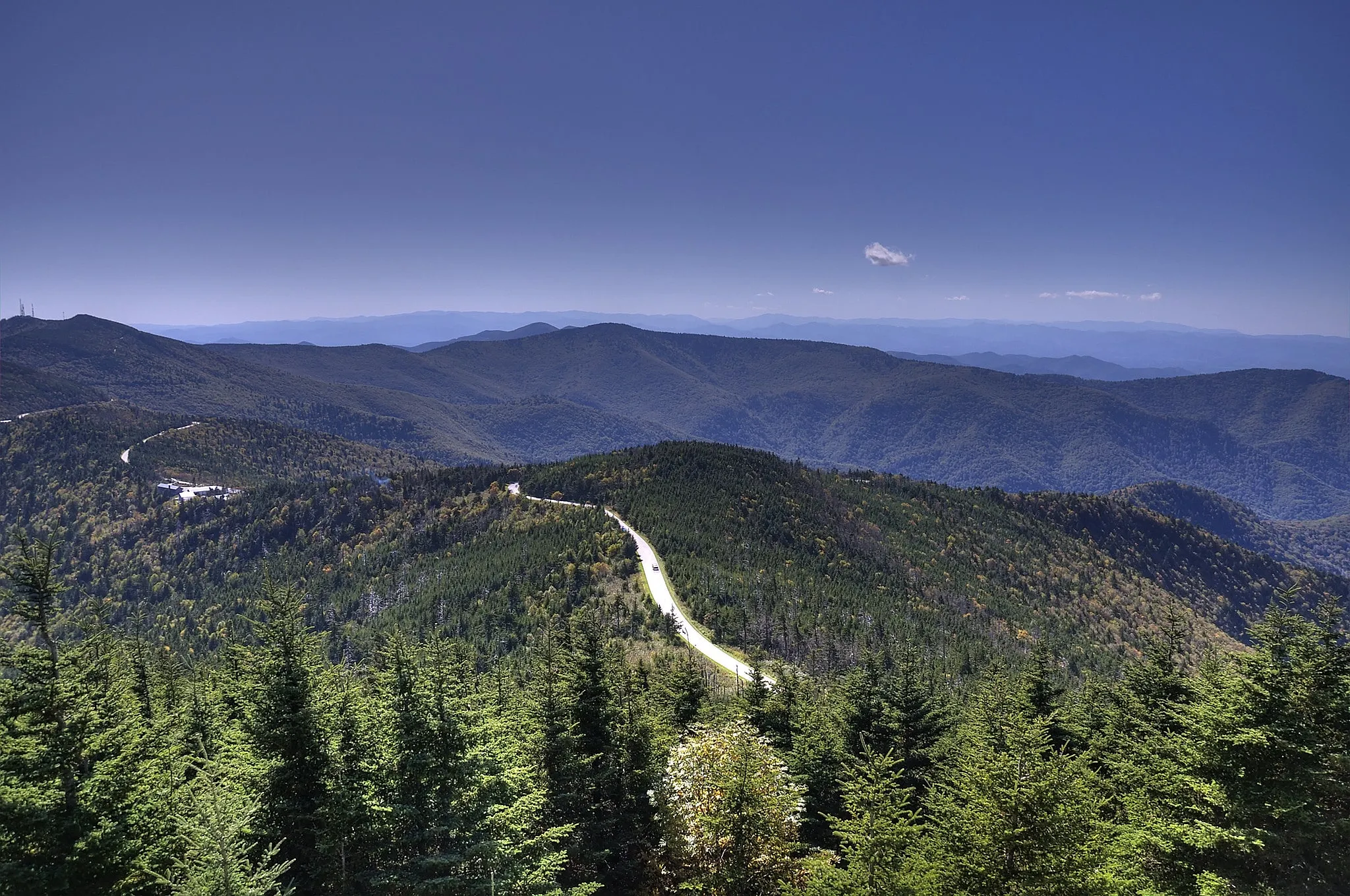 Les dix plus belles routes du monde pour faire un road-trip - Par Margau Gonzalez. CrÉDit Photo : WikipÉDia/Arnas Goldbergas