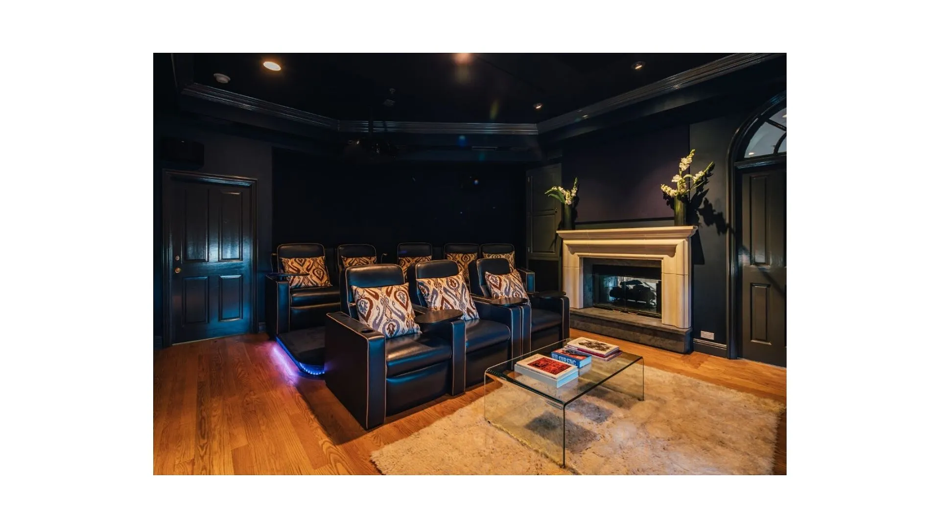 Le prince Harry et Meghan Markle, les nouveaux voisins de Tom Hanks et Ben Affleck ? - Mathilde Trocellier. Photos : Top Ten Real Estate Deals / Shadow Mountain Estate