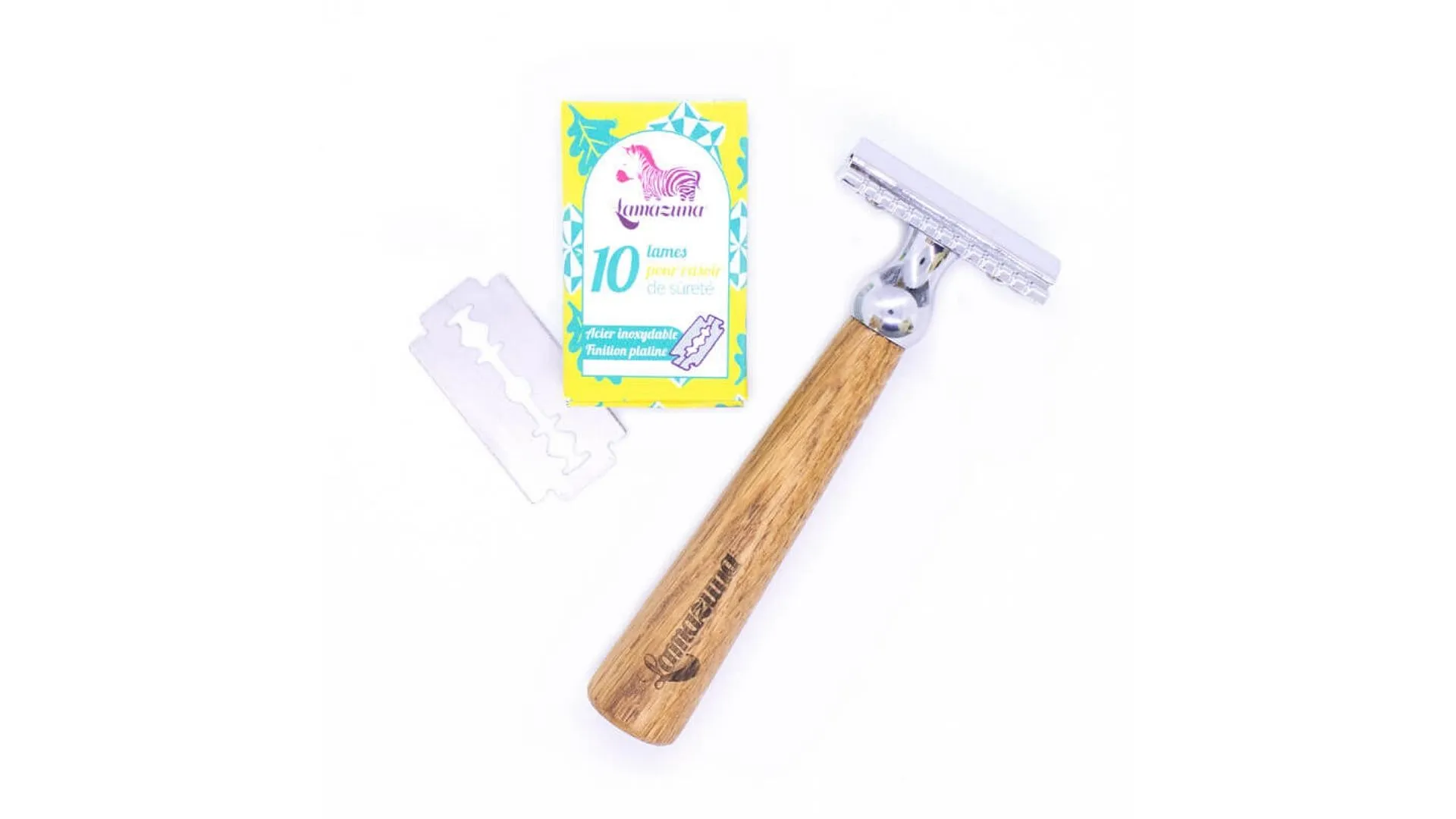 Quatre objets à adopter pour une salle de bain zero waste - Mathilde Trocellier. Photos : D.r. ; Sandi Benedicta / Unsplash.