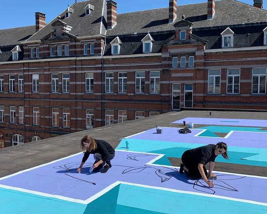 Une fresque géante de 1000 m² visible depuis le ciel à Bruxelles - Par Anissa Hezzaz. Photos : Collectif Tavu & Louves.