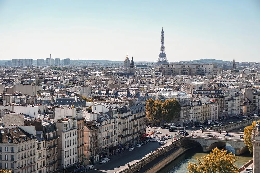 Quelles sont les villes les plus chères au monde en 2020 ? - Par Nour Chennoufi. CréDits Photos: Unsplash/Leonard Cotte