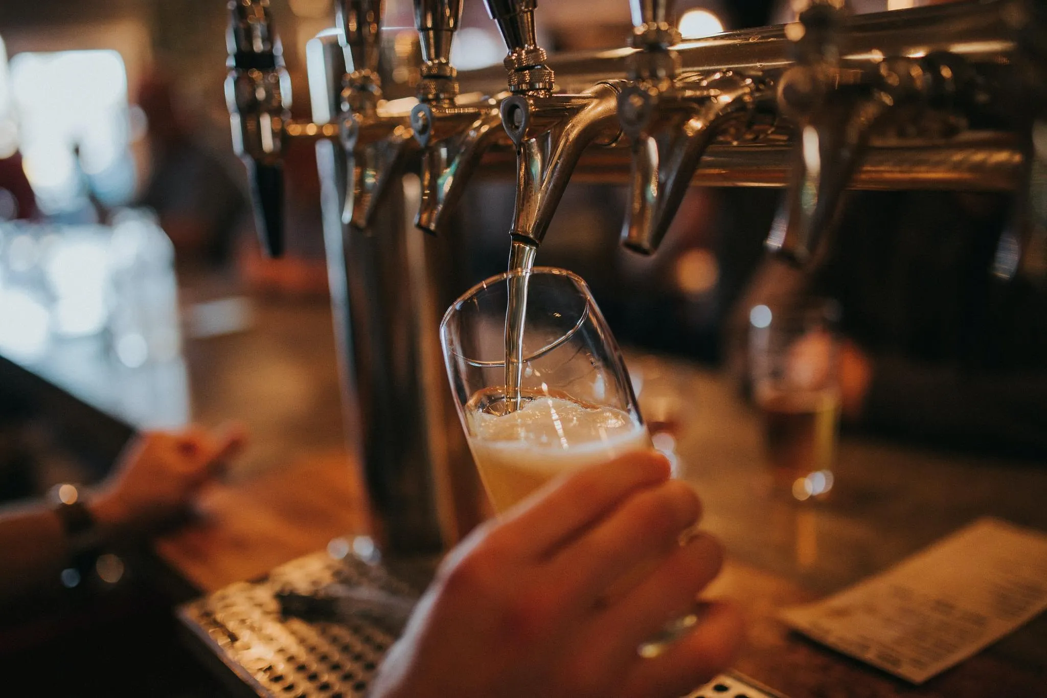 Cinq choses que tous les Belges devraient savoir à propos de la bière - Ingrid Van Langhendonck, Photos Unsplash