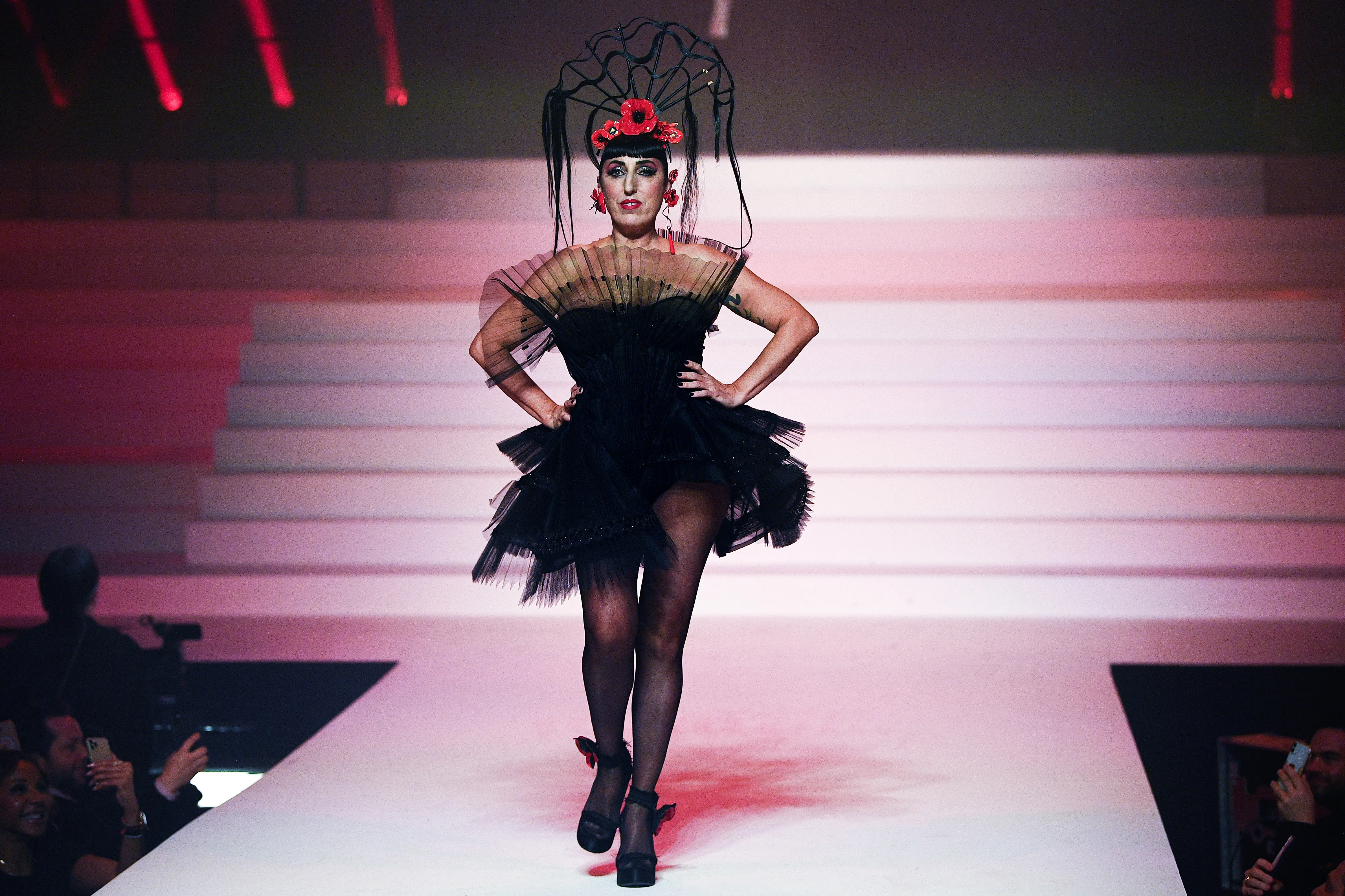 Les célébrités présentes au dernier défilé de Jean Paul Gaultier - Par Anissa Hezzaz. Photos : Belga.