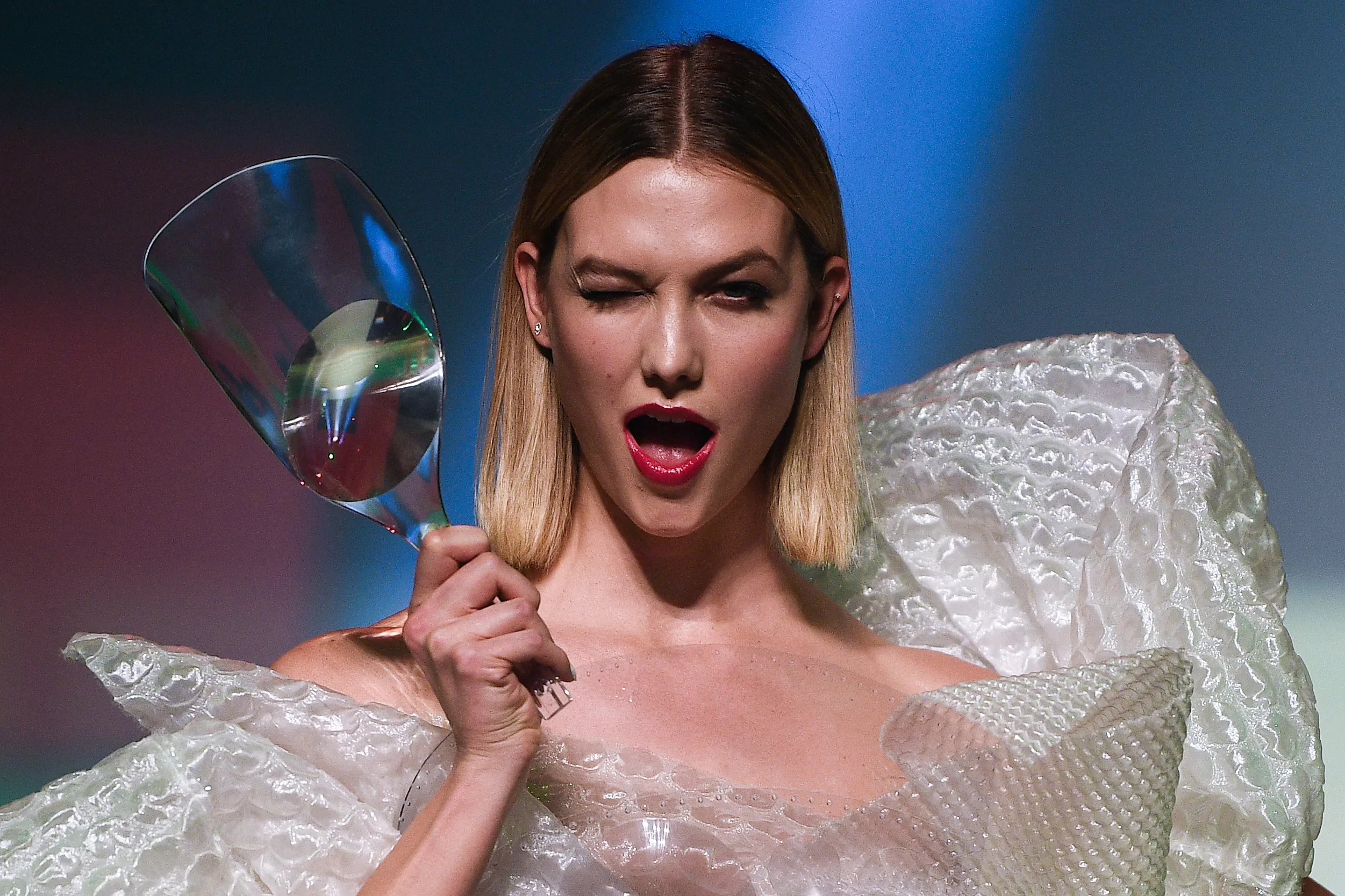Les célébrités présentes au dernier défilé de Jean Paul Gaultier - Par Anissa Hezzaz. Photos : Belga.