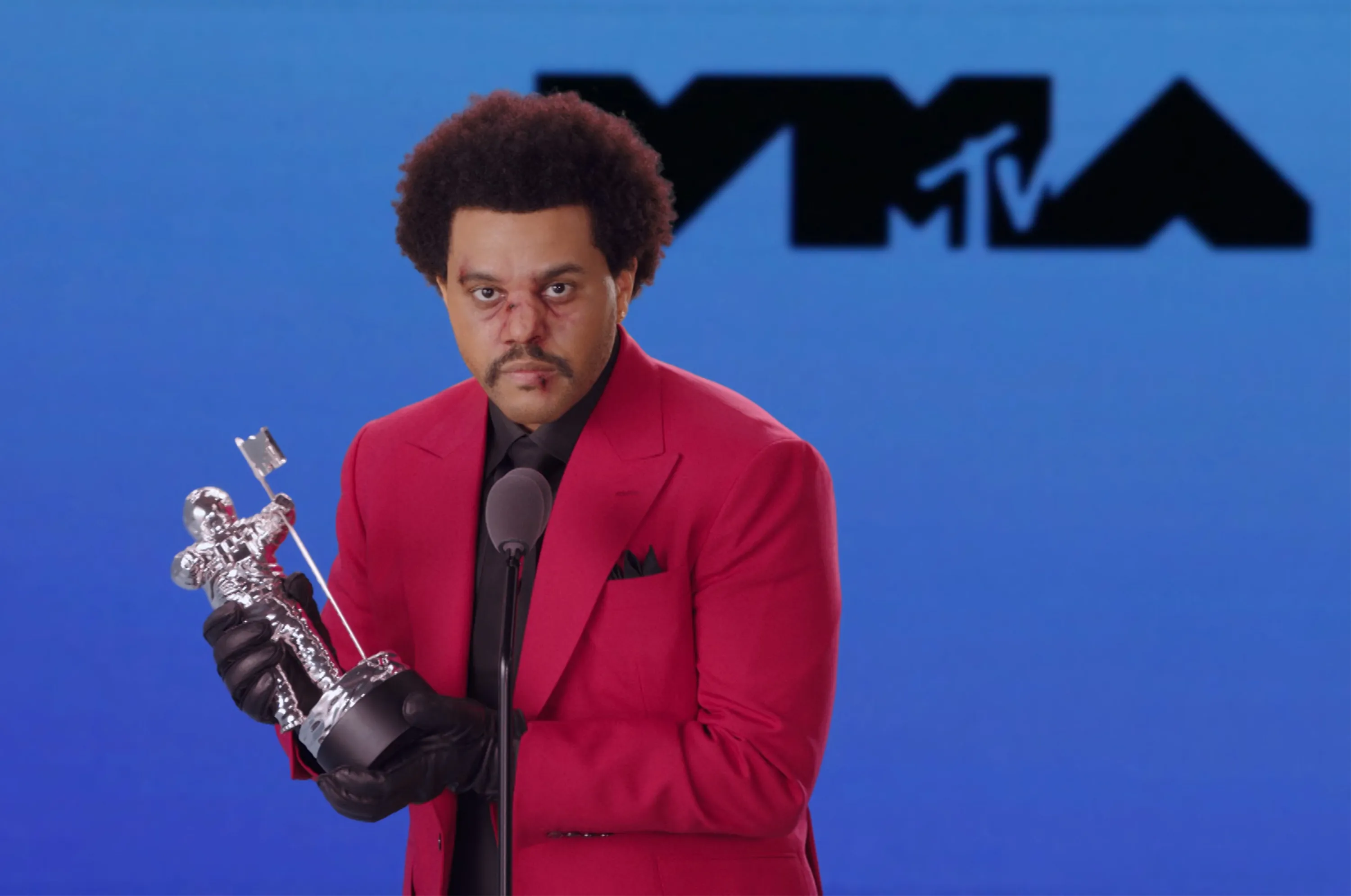 MTV VMA 2020 : les tenues les plus marquantes - Par Perrine Dor - Photo By Afp On Belga