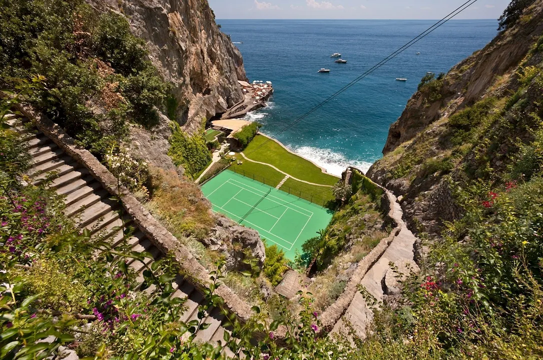 Les plus beaux terrains de tennis à travers le monde - Par Eugenie Marichal. Credit Photo : Canva