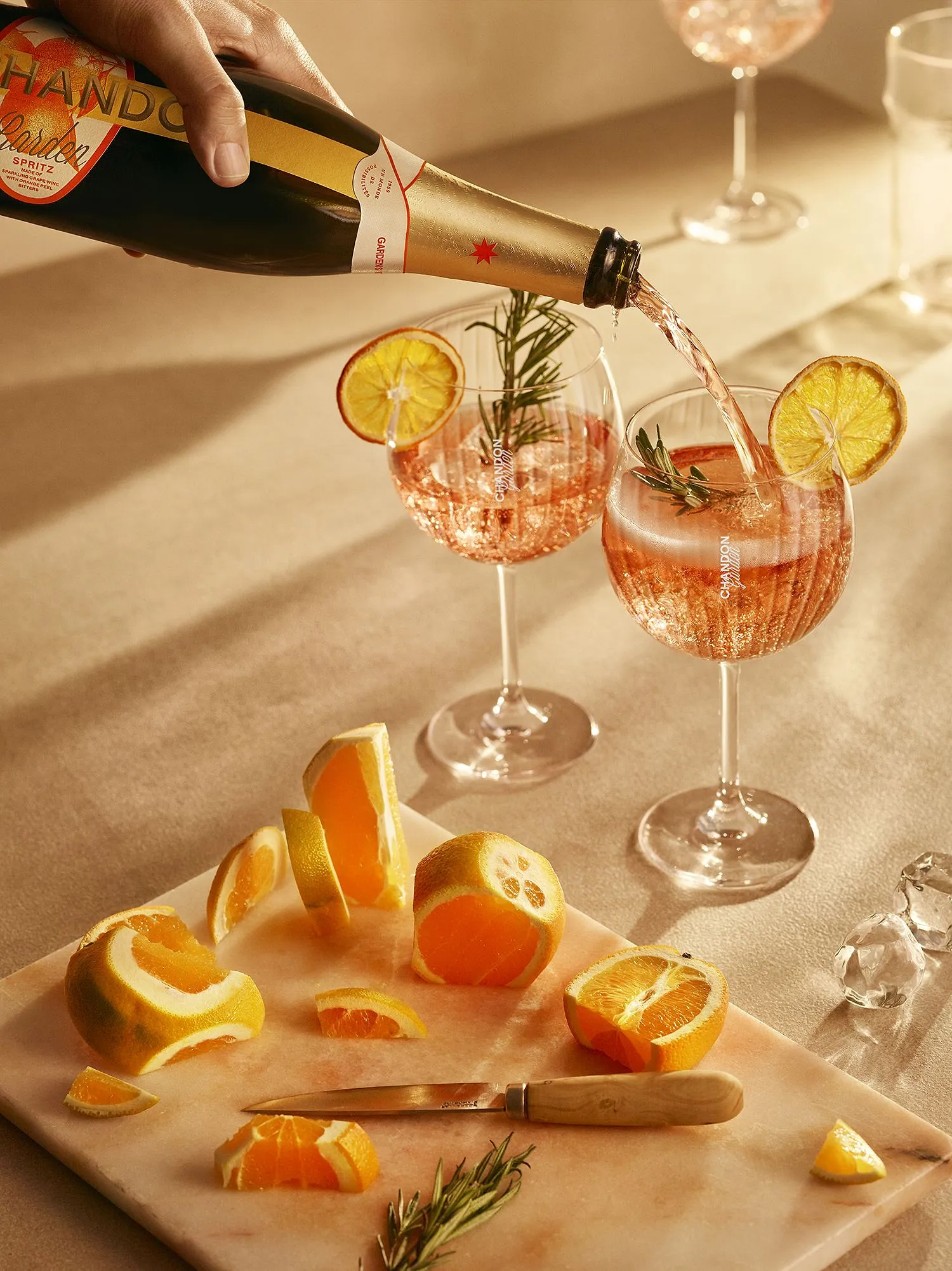 La guerre des Spritz : la Belgique s'y met aussi ! - Par Sigrid Descamps. Photos Unsplash, D.r.