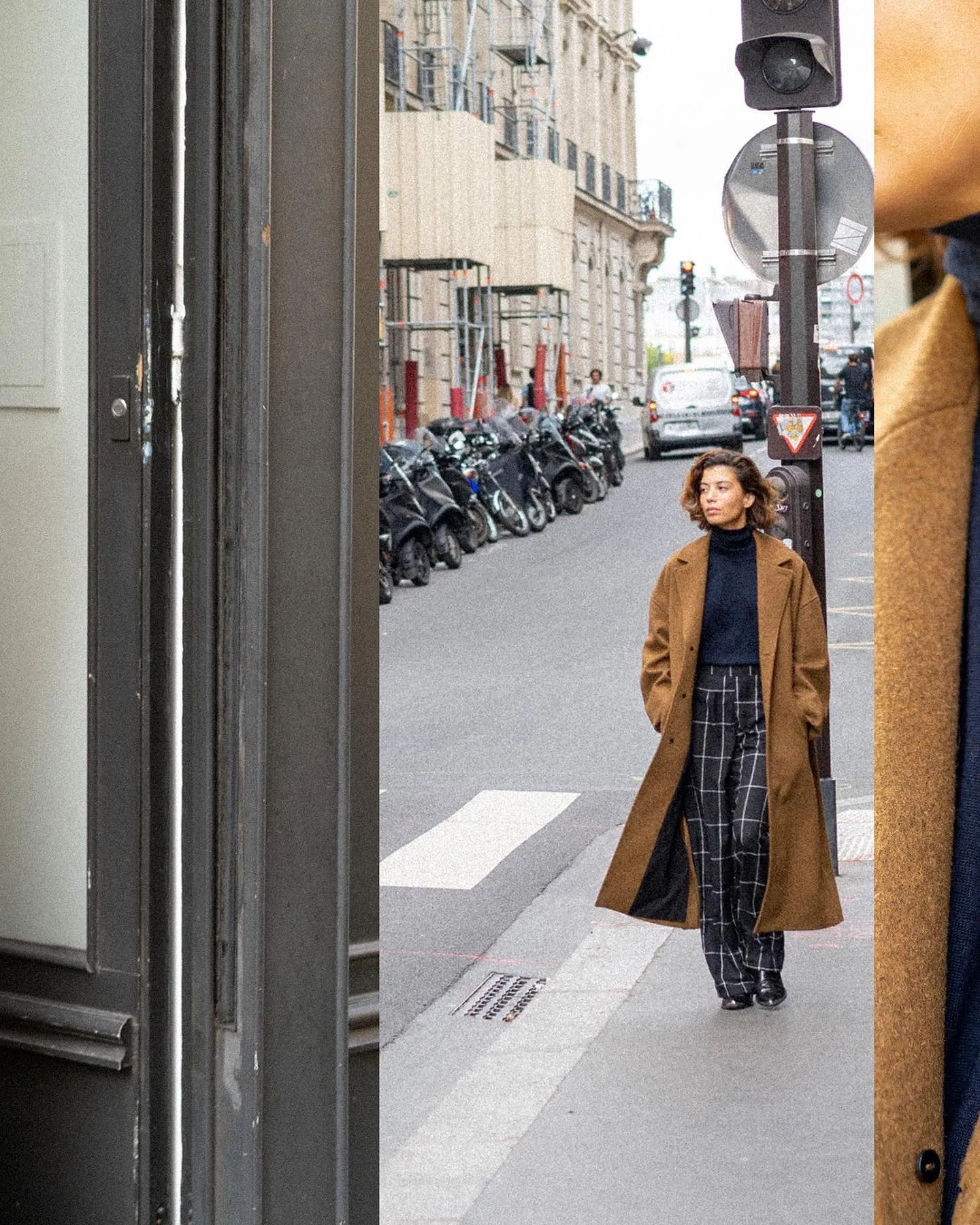 La mode en précommande, la nouvelle tendance plus responsable - Cora Delacroix, Photos D.r.