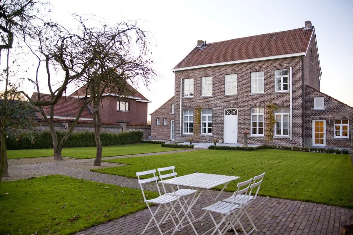 Pentecôte : 5 villas d'exception à louer sur Airbnb en Belgique - Par Margau Gonzalez. CréDit Photo : Airbnb.