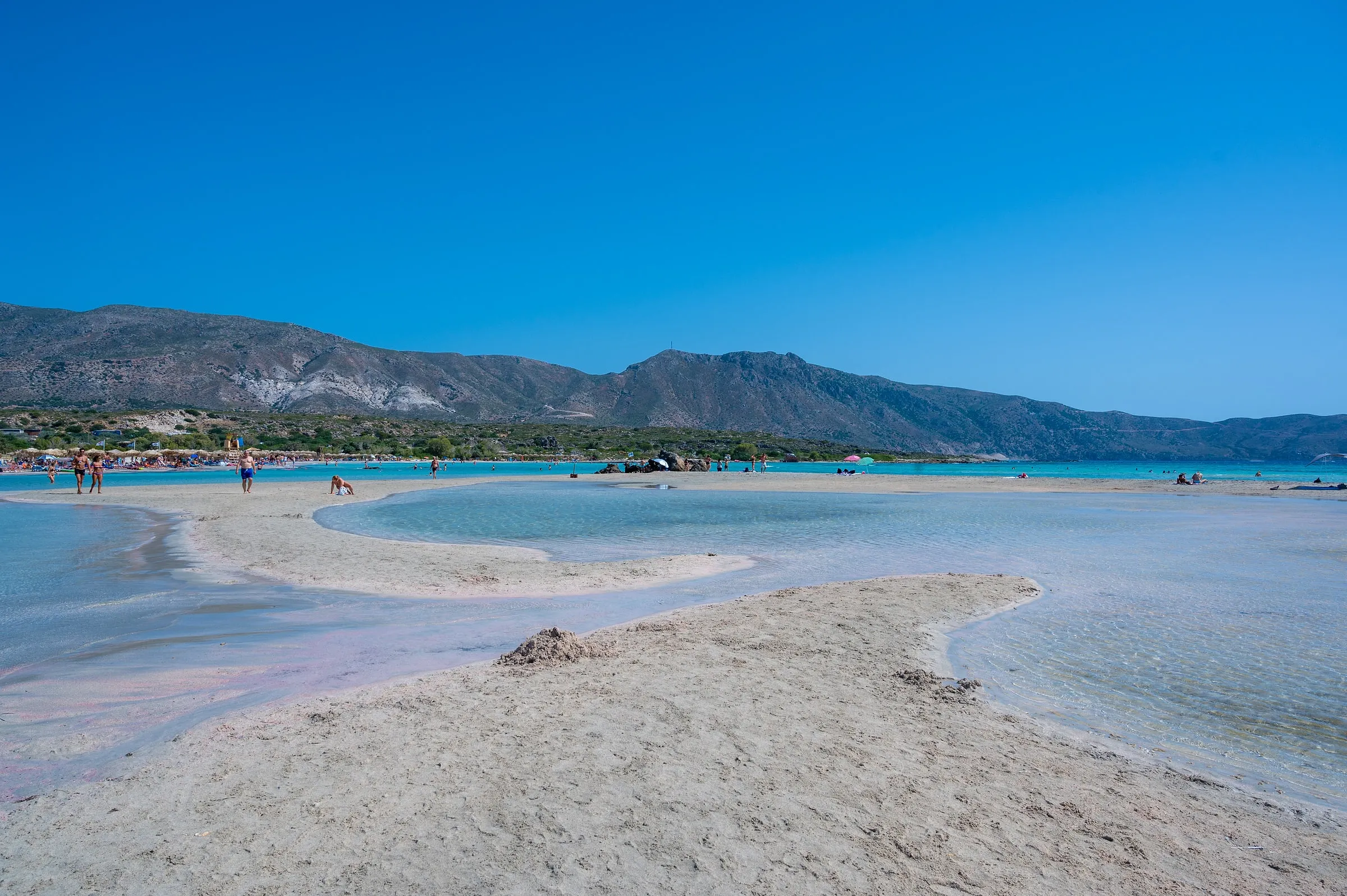 Les plages où l'on rêve de se prélasser cet été - Par Wini Sasa. Photo By Marina T On Unsplash
