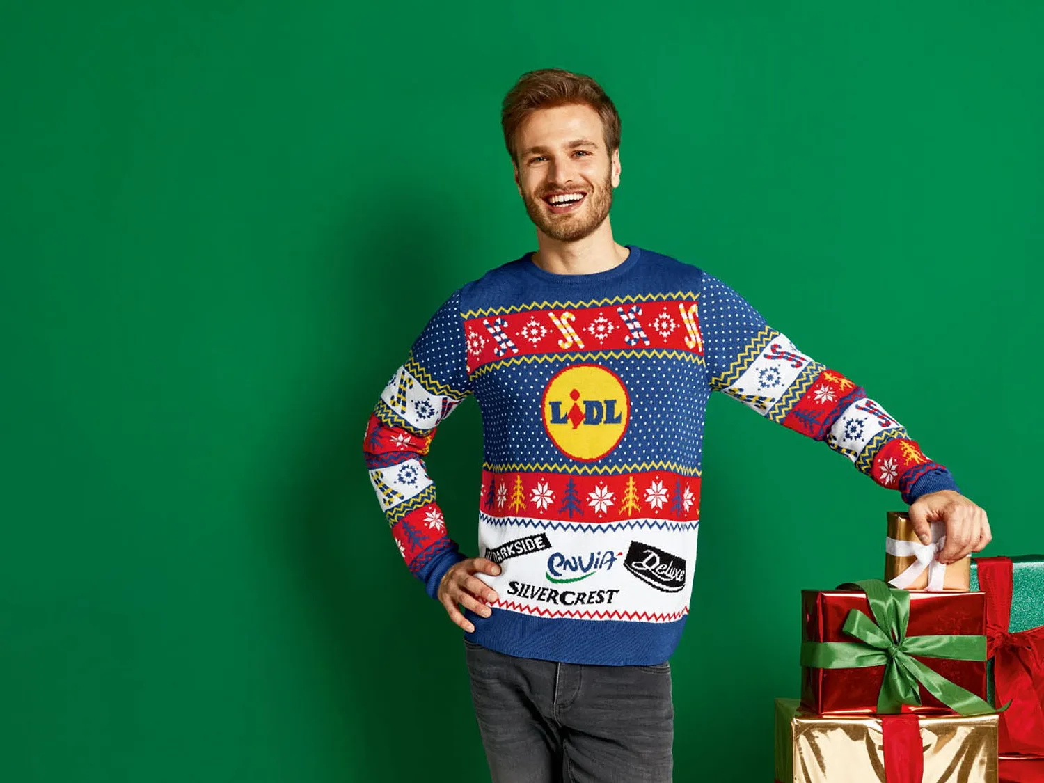Le pull de Noël que tout le monde va porter vient de chez Lidl - Par Anissa Hezzaz. Photos : D.r.