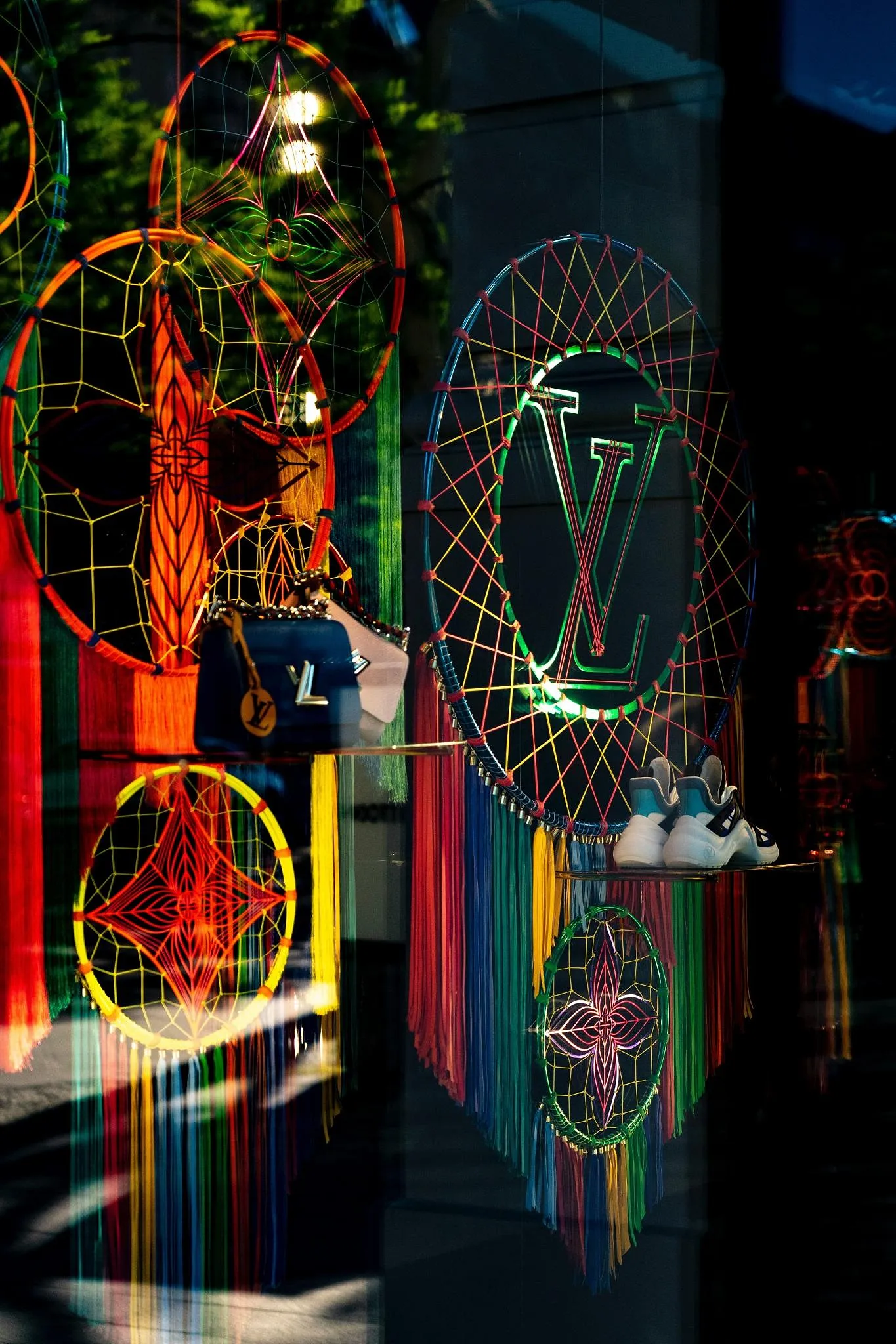 Louis Vuitton entre dans le top 10 des marques les plus puissantes au monde - Ingrid Van Langhendonck, Photos Unsplash Et D.r