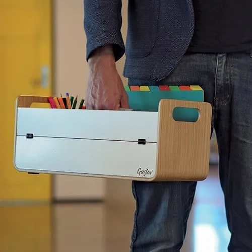 Notre sélection d'accessoires pour rendre le télétravail plus agréable - Par Sigrid Descamps. Photos D.r., Un Splash, Ikea, Sony.
