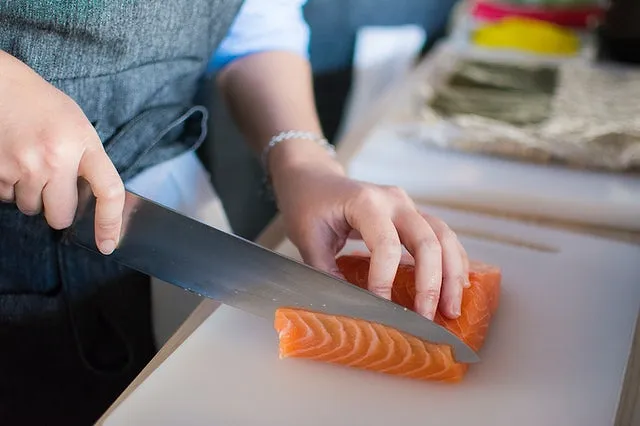 La diète anti-cancer : se protéger du cancer grâce à l’alimentation, est-ce possible ? - Par Anissa Hezzaz. Photo De Ella Olsson