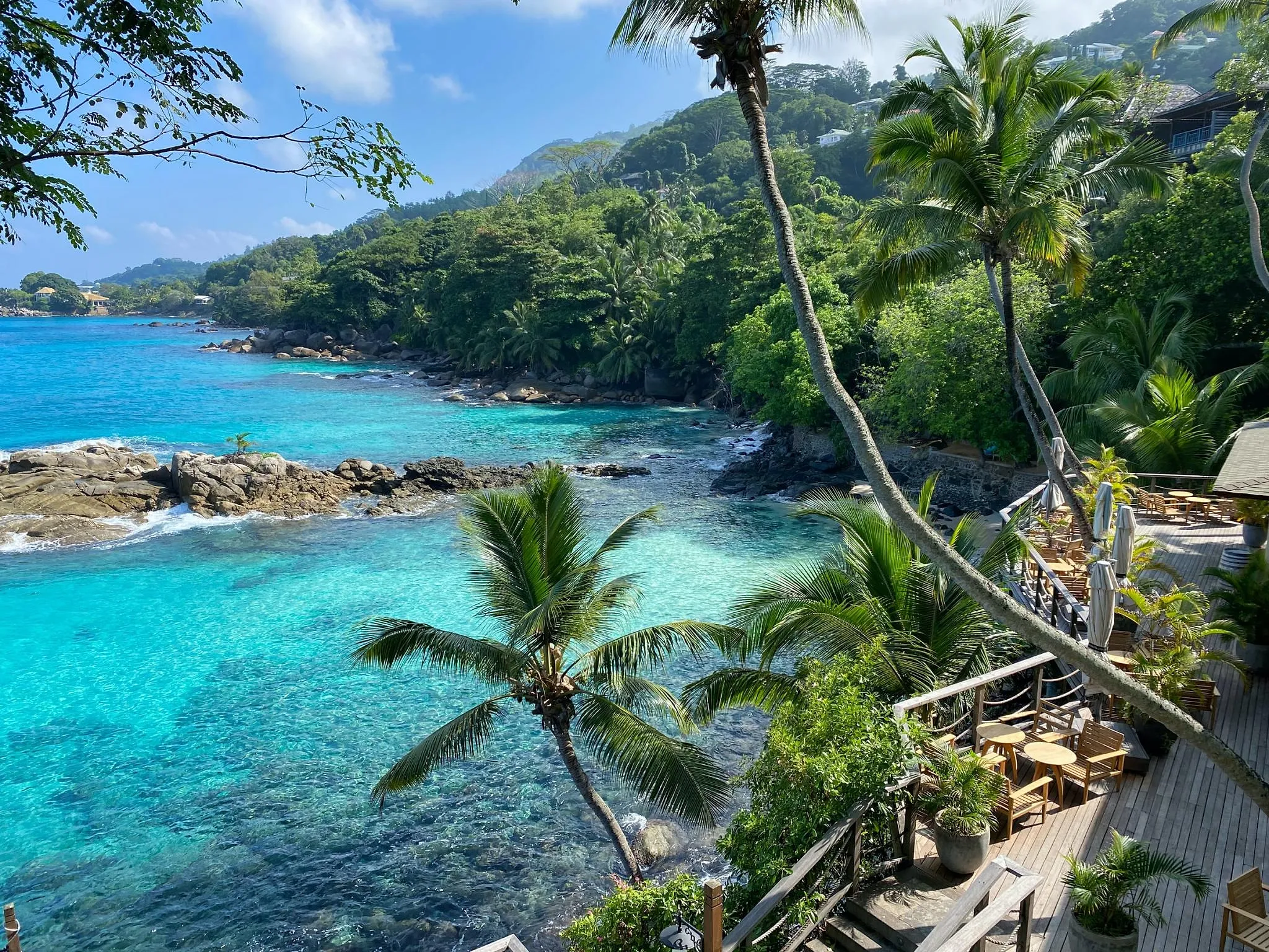 Cinq destinations pour partir au soleil en octobre - Par Celia Turpin. Photo By Christian Cacciamani On Unsplash.