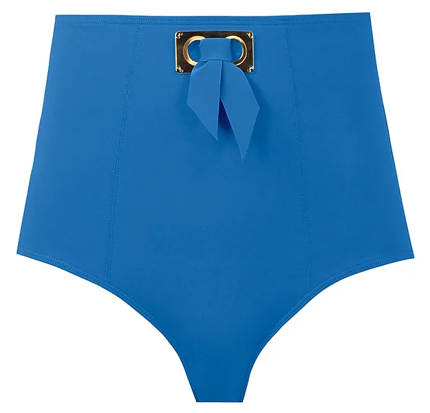 La culotte haute, le nouveau bikini