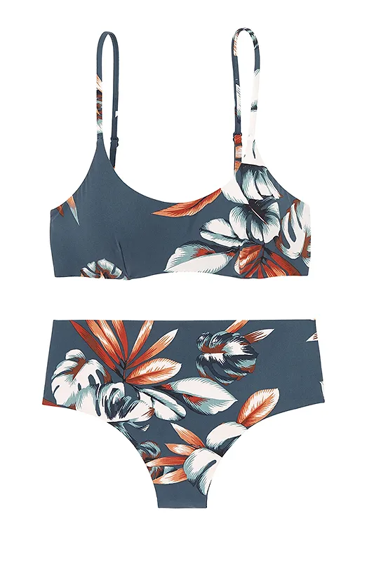 La culotte haute, le nouveau bikini