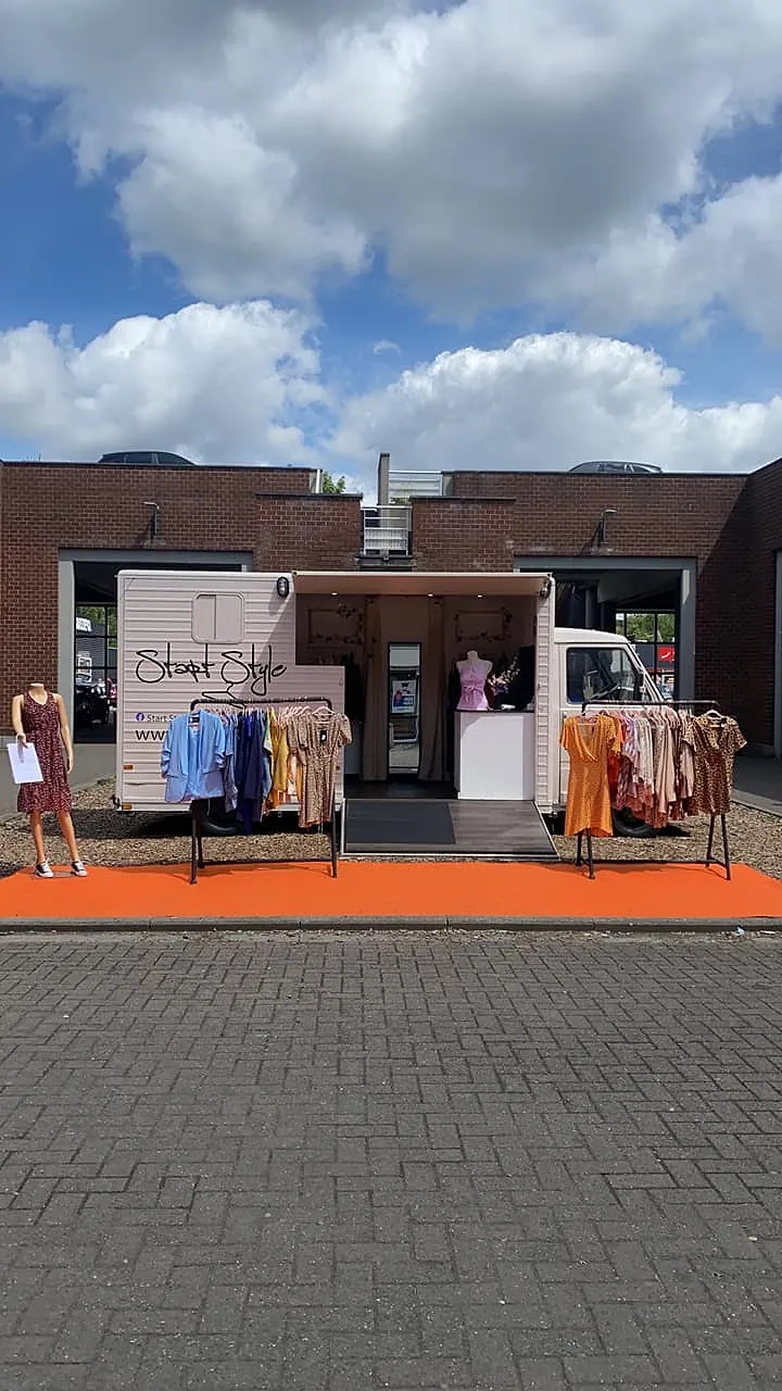 Fashion Trucks, quand la mode se déplace jusqu’à vous - Coralie Lambret, Photo : CéLine Scholinckx