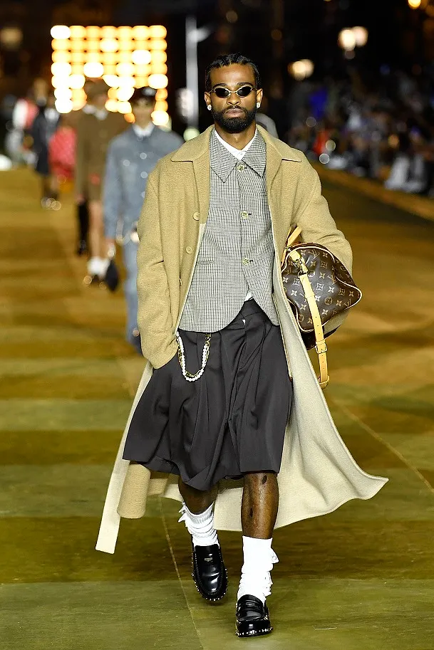 Pourquoi la collection de Pharrell Williams pour Louis Vuitton révolutionne la mode - Par Ingrid Van Langhendonck, Photos Photonews