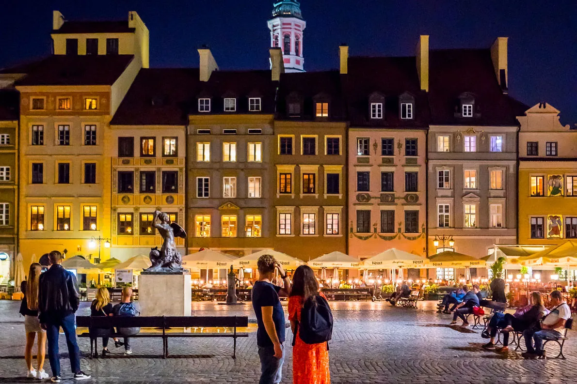 Cette ville vient d'être élue meilleure destination d'Europe - Par Sigrid Descamps. Photos European Best Destinations - City Of Warsaw - Lukas Szwaj Pour Shutterstock