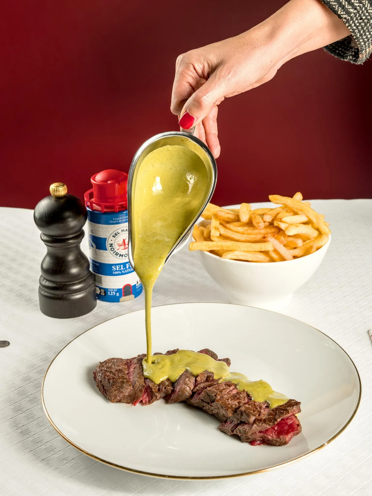 Le Relais de Paris, une nouvelle adresse pour les amateurs de tartares - Par Camille Vernin, Photo : Luc Viatour