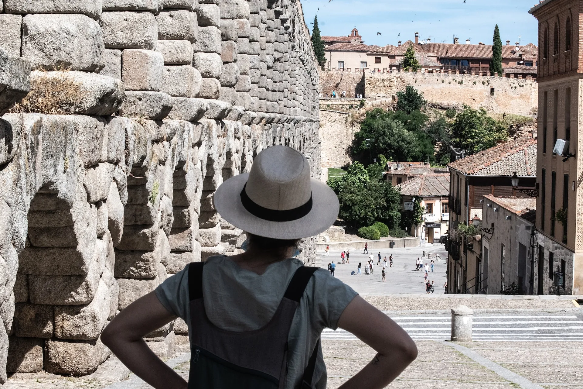 Qu'est ce que la fuite touristique, cette nouvelle préoccupation des voyageurs? - Ingrid Van Langhendonck, Photo Unsplash