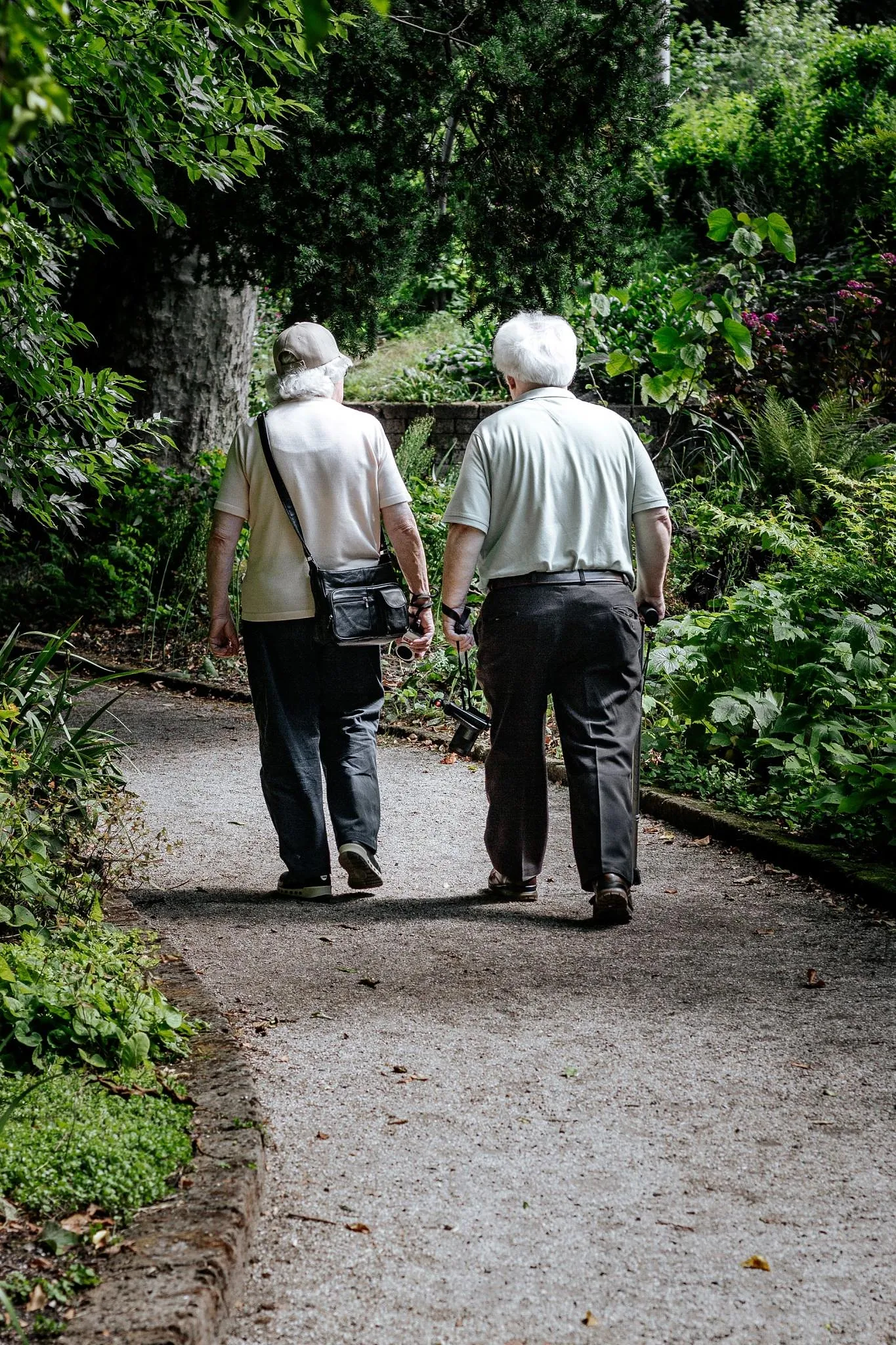 Une nouvelle étude révèle le nombre de pas à réaliser chaque jour pour une meilleure santé - Clara Joris. CréDit Photo De Brooke Cagle Sur Unsplash