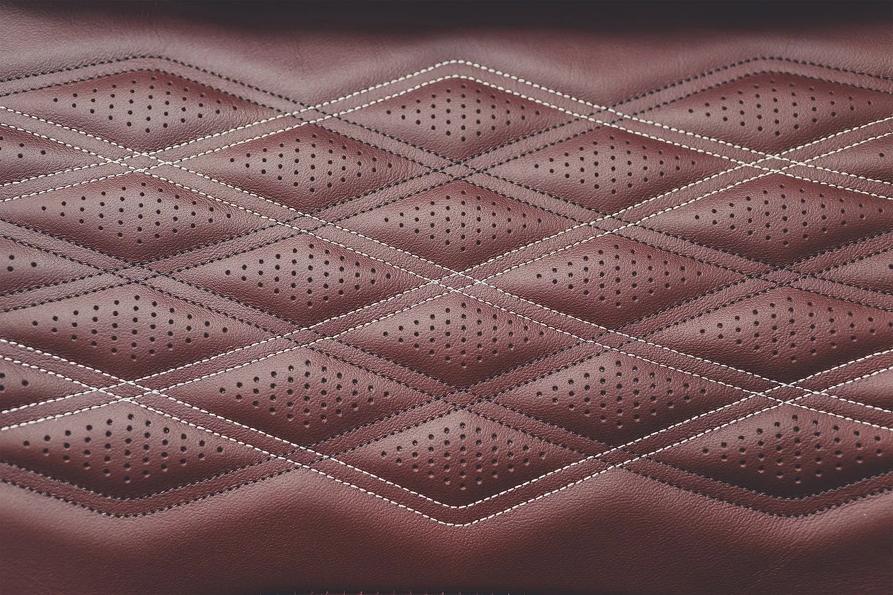 Cette marque de voiture imagine un nouveau cuir à base... d'huile d'olive - Par Maxime Pasture. CréDit Photo : Unsplash/Olav Tvedt