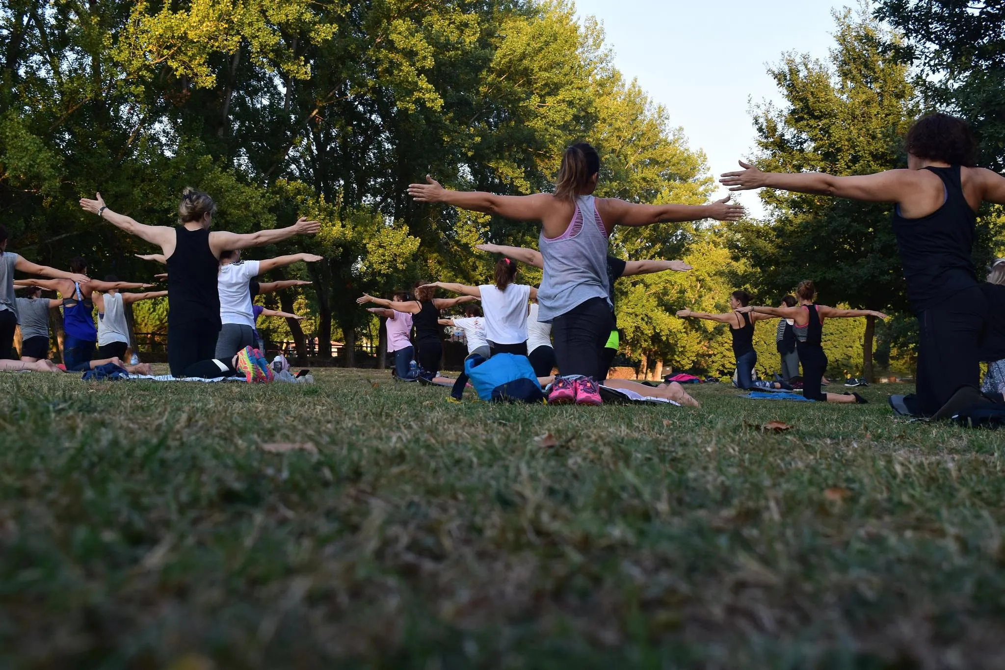 Sept lieux où pratiquer le yoga en plein air cet été - Par Sigrid Descamps. Photo Ouverture Hope Film Pour Unsplash