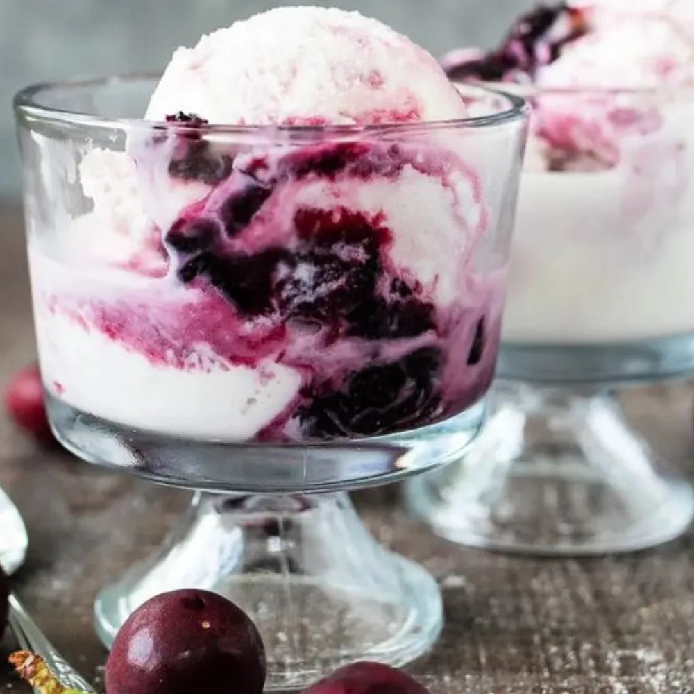 Dix garnitures insoupçonnées pour sublimer vos crèmes glacées - Boni Glaces
