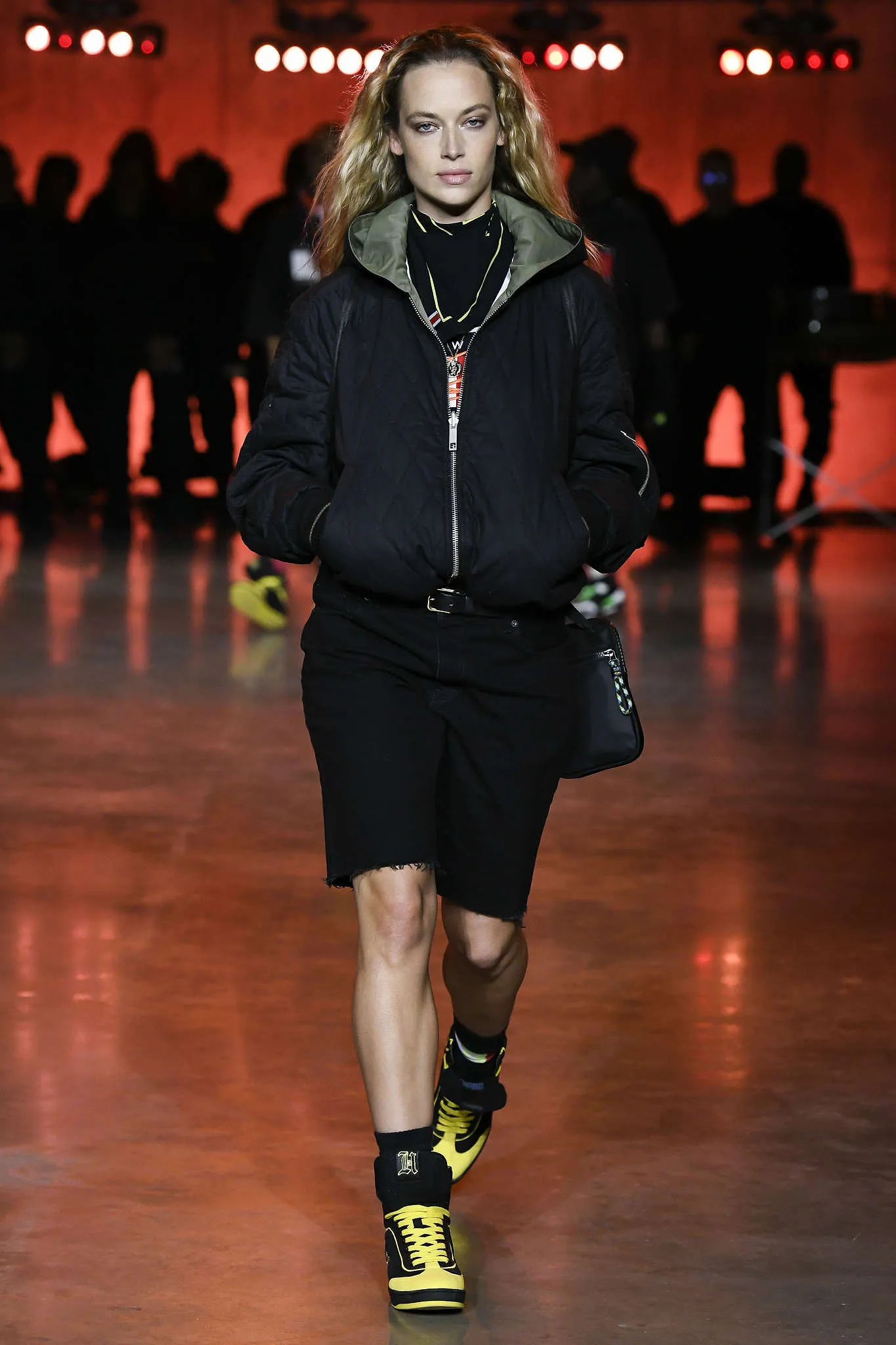 Tommy Hilfiger : une collection unisexe et éco-responsable - Par Jennifer Buisset. Photos : On Fashionnetwork