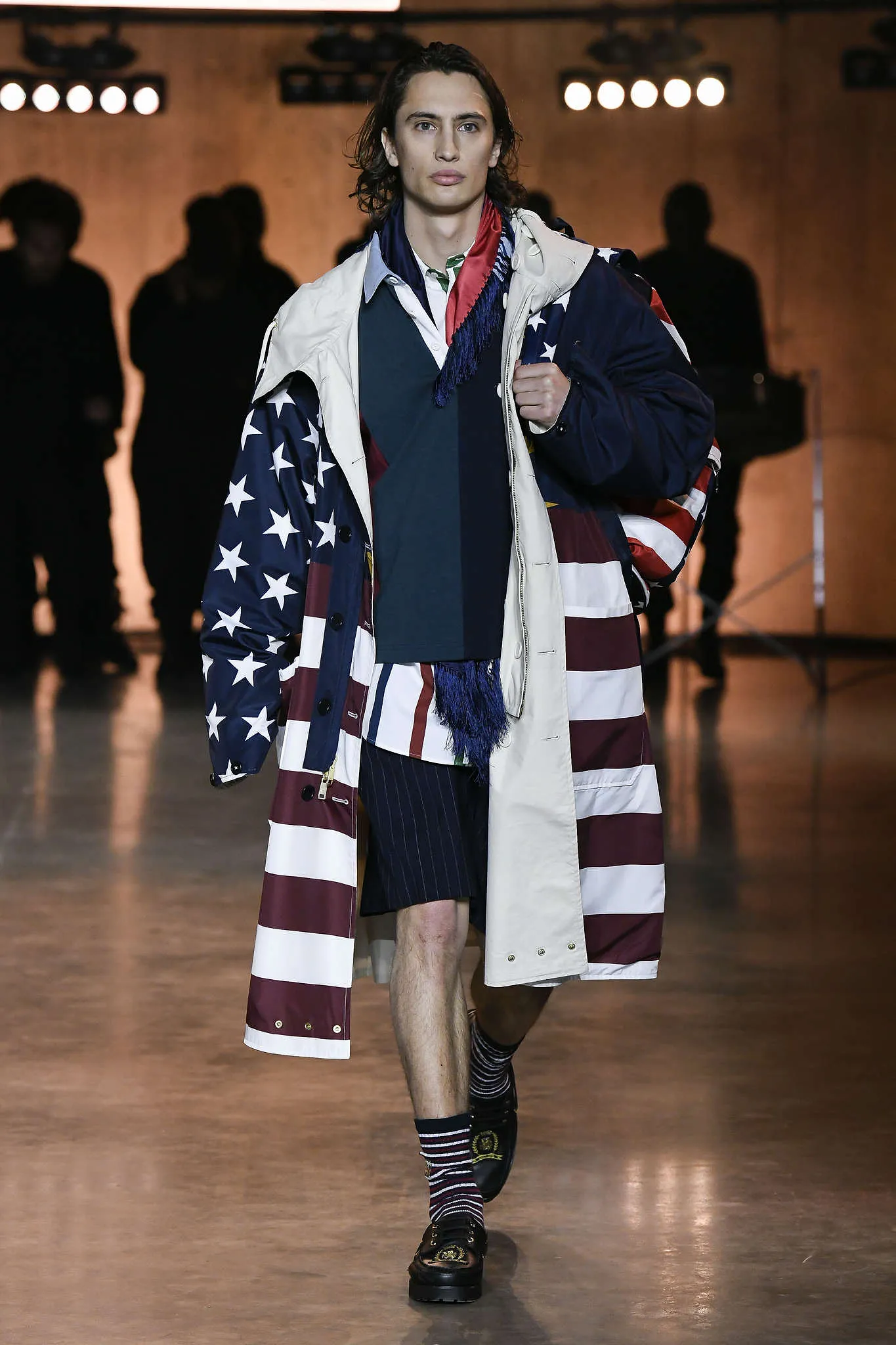 Tommy Hilfiger : une collection unisexe et éco-responsable - Par Jennifer Buisset. Photos : On Fashionnetwork