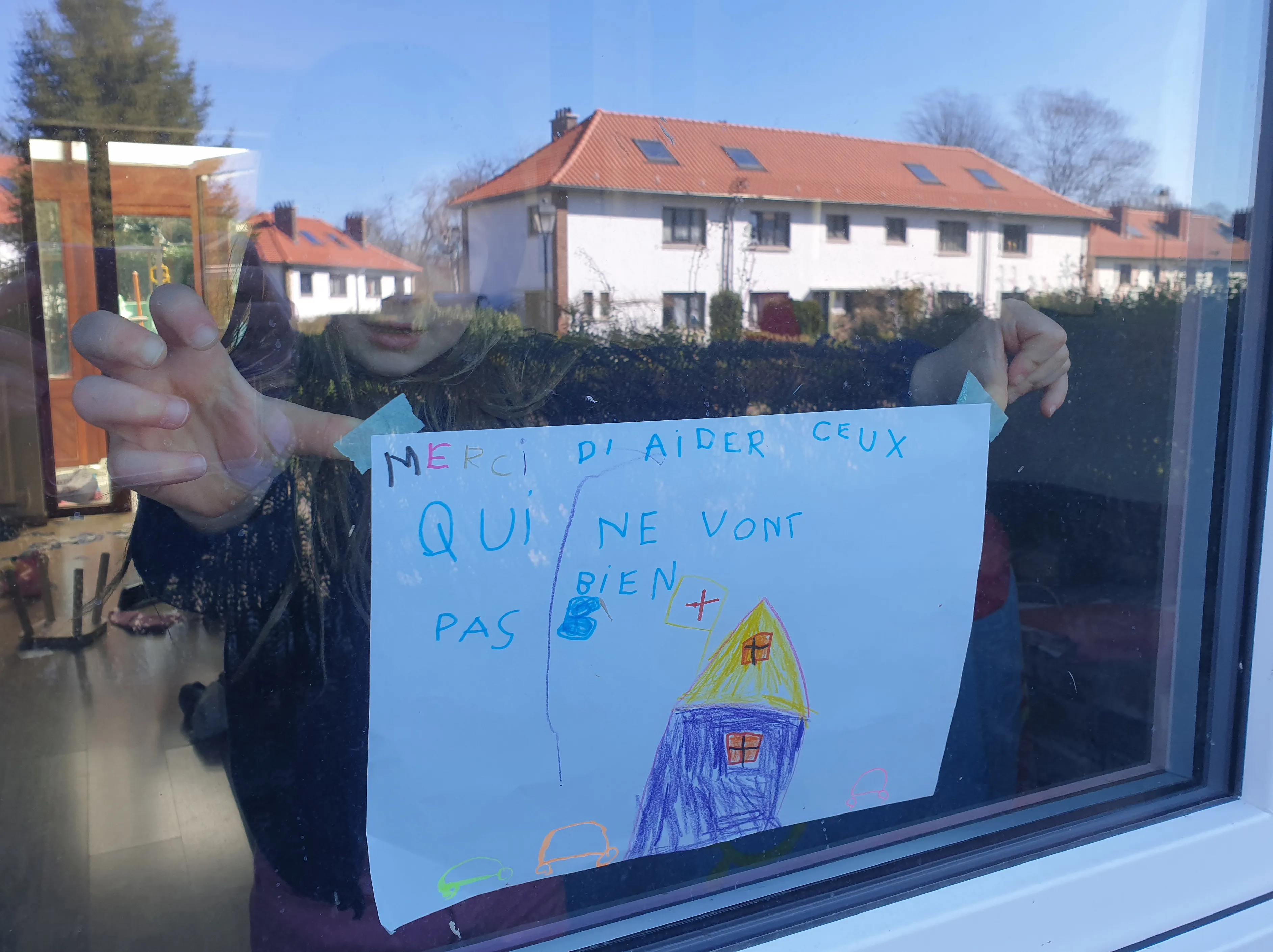 "Décorez vos fenêtres", le challenge solidaire qui fait du bien - Par Ingrid Van Langhendonck. Photo: D.r.