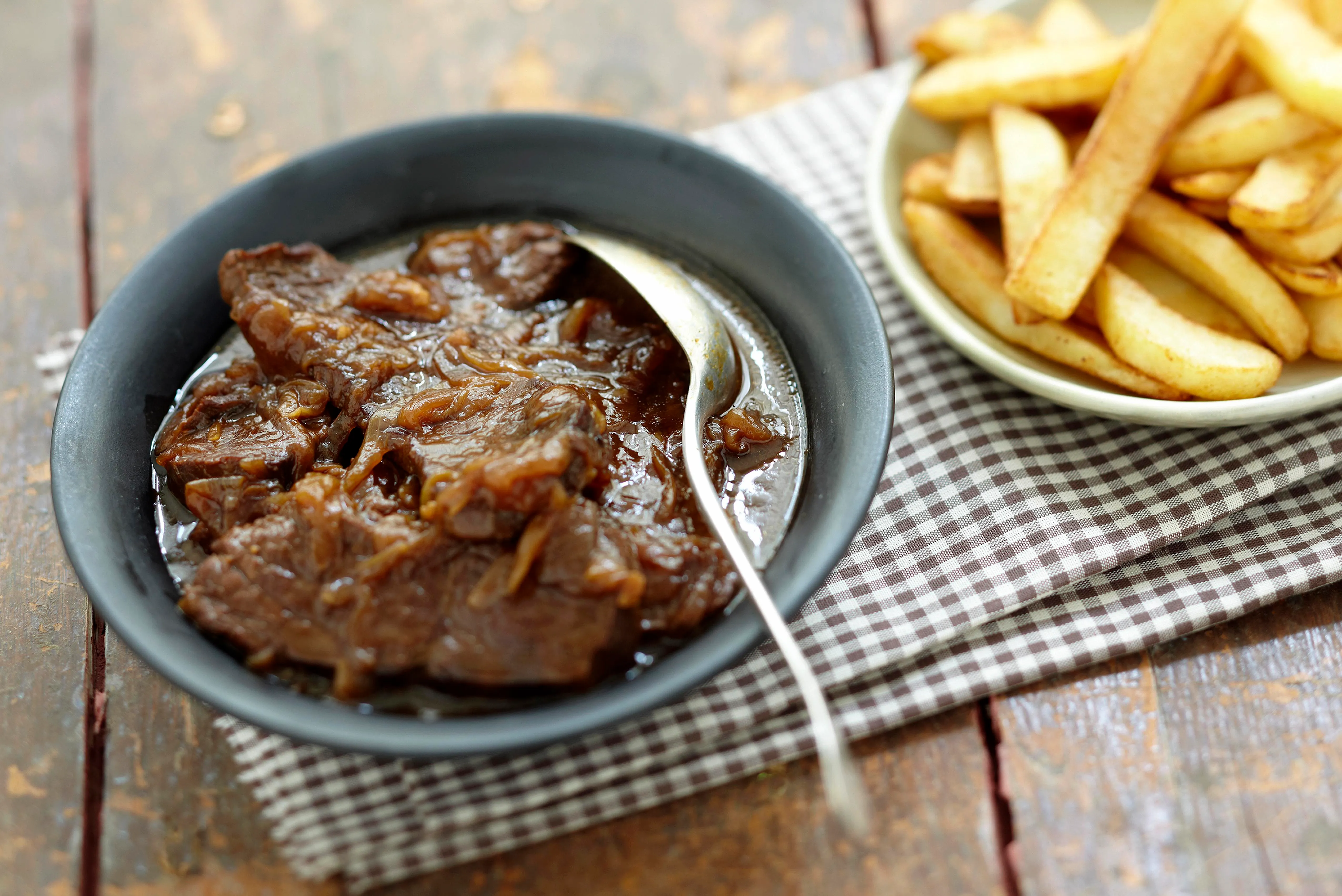 Meilleure carbonnade, bar à mousse au chocolat, nouveau resto italien... : les bonnes nouvelles au rayon food - BELGAIMAGE - Camille Vernin
